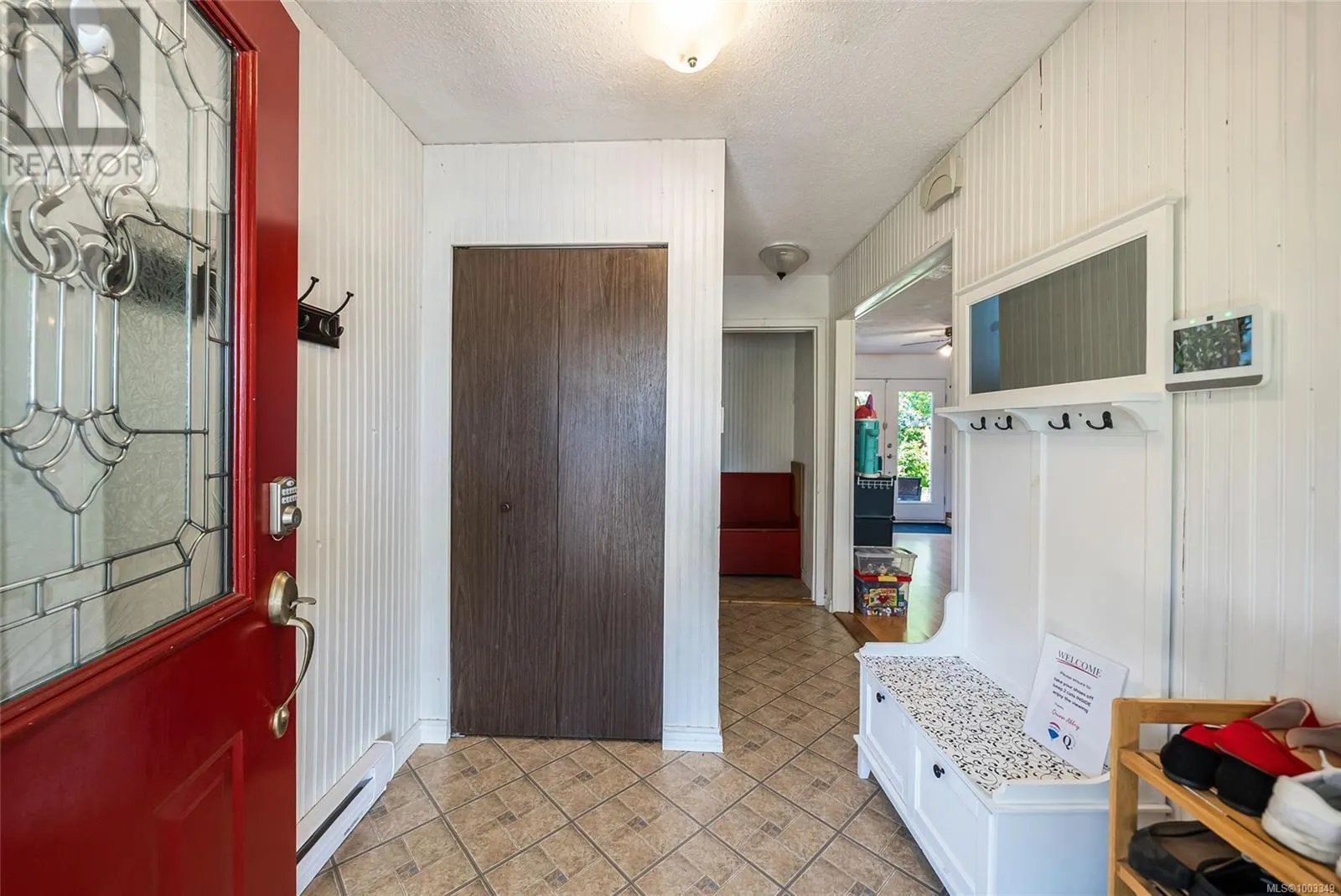 186 Acacia Ave