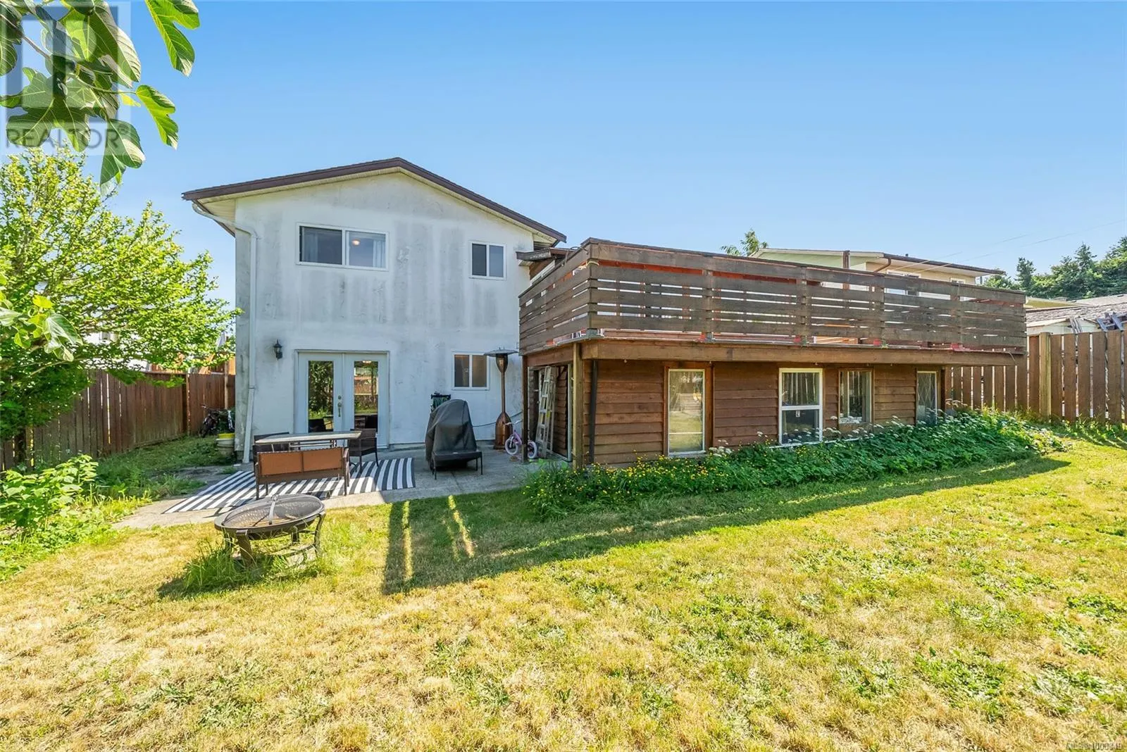 186 Acacia Ave