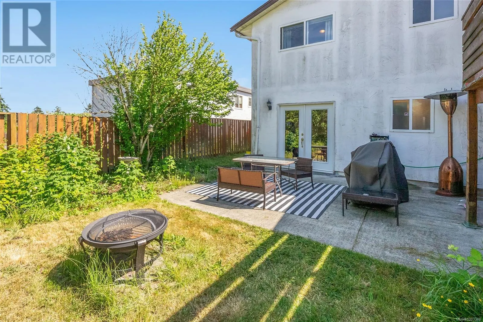 186 Acacia Ave