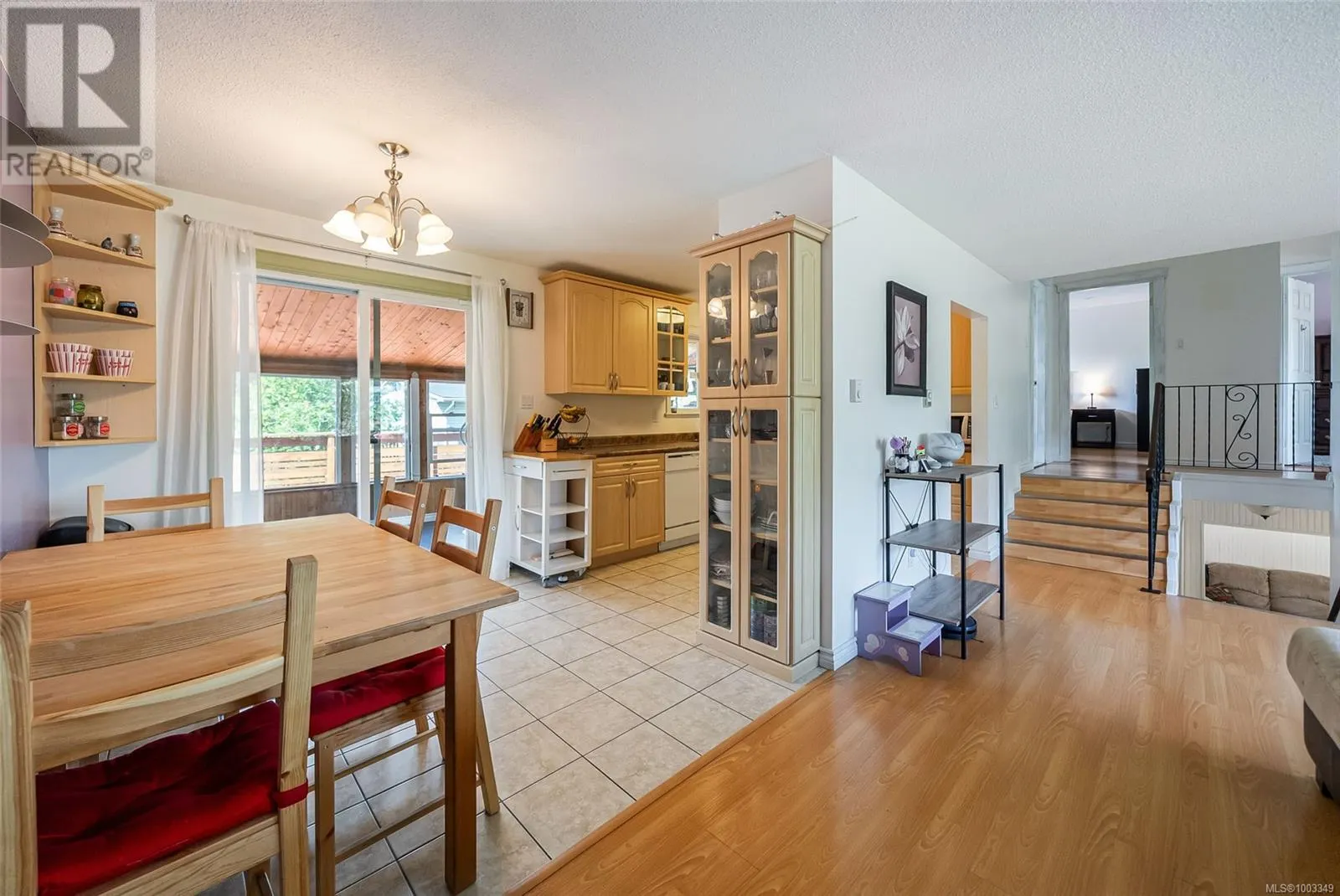 186 Acacia Ave