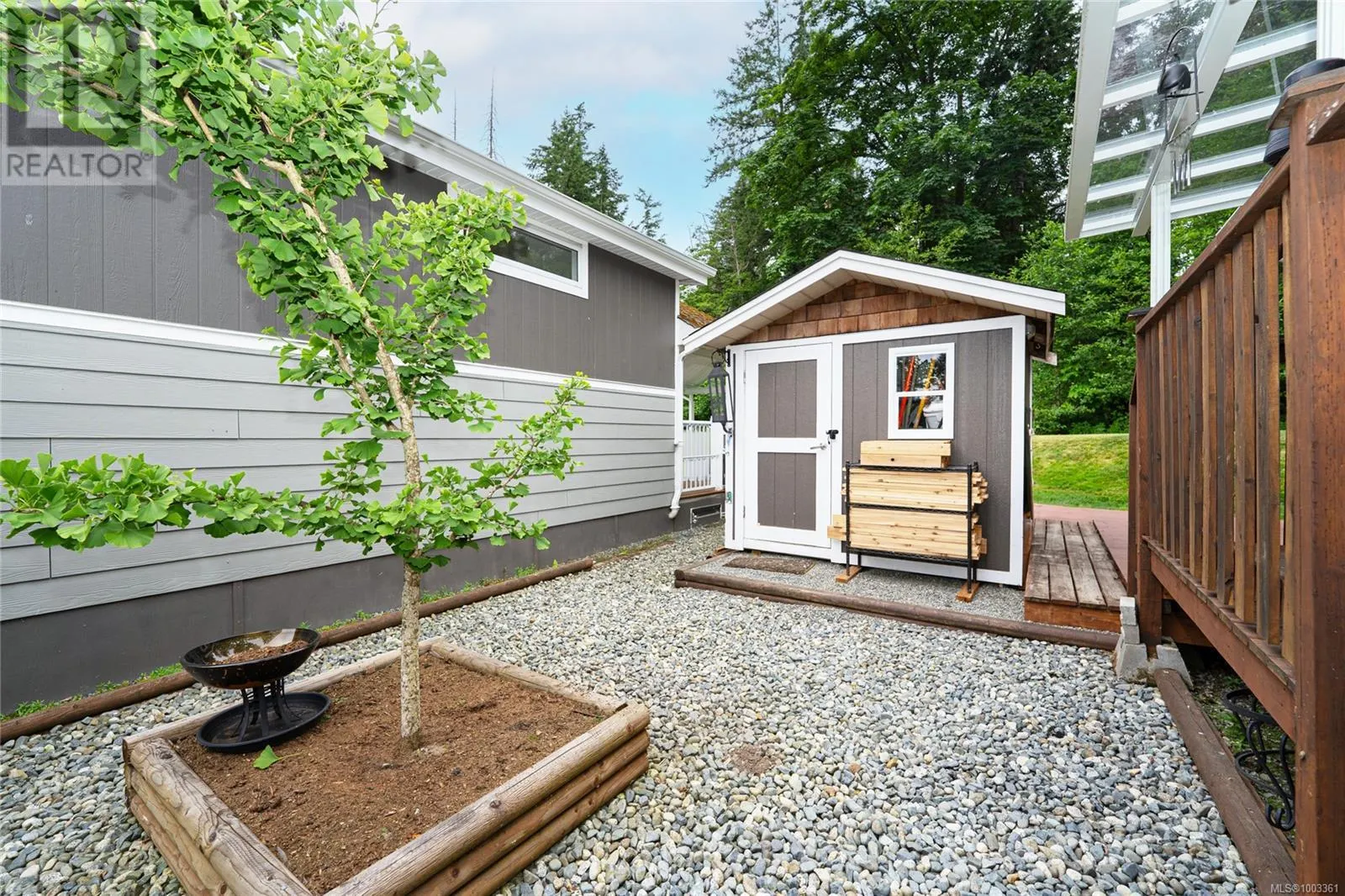 158 3042 RIVER Rd