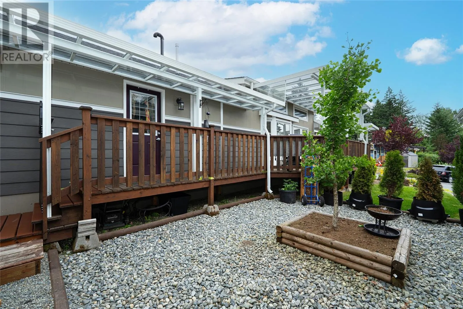 158 3042 RIVER Rd