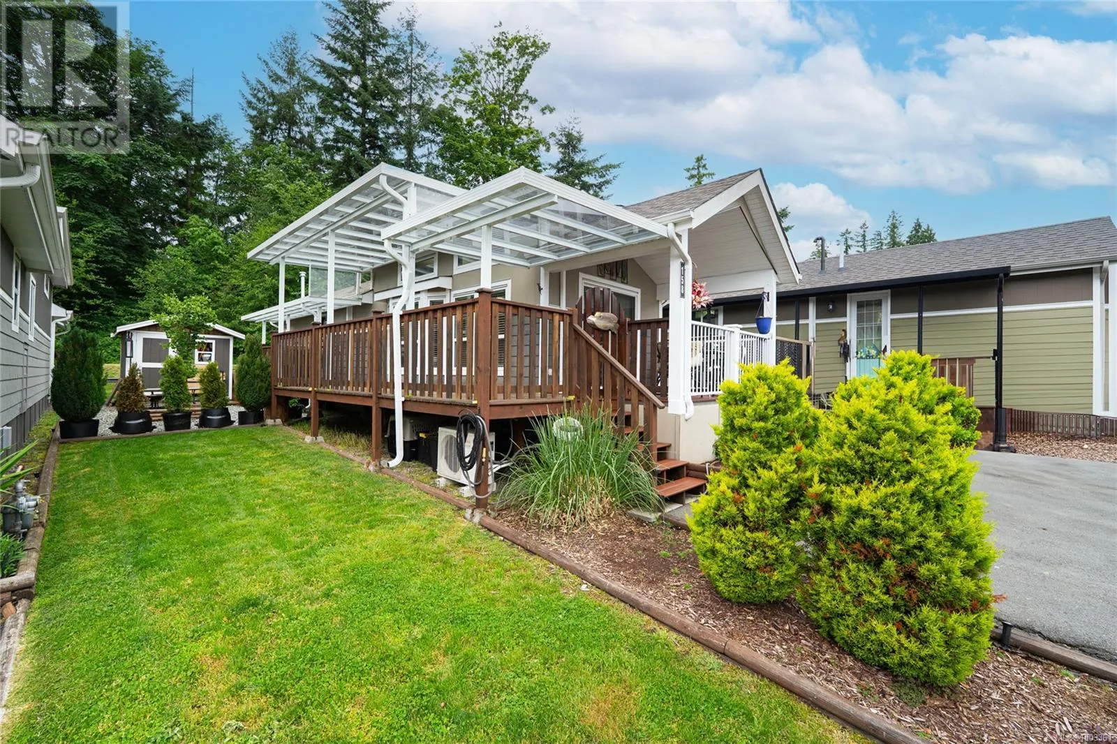 158 3042 RIVER Rd