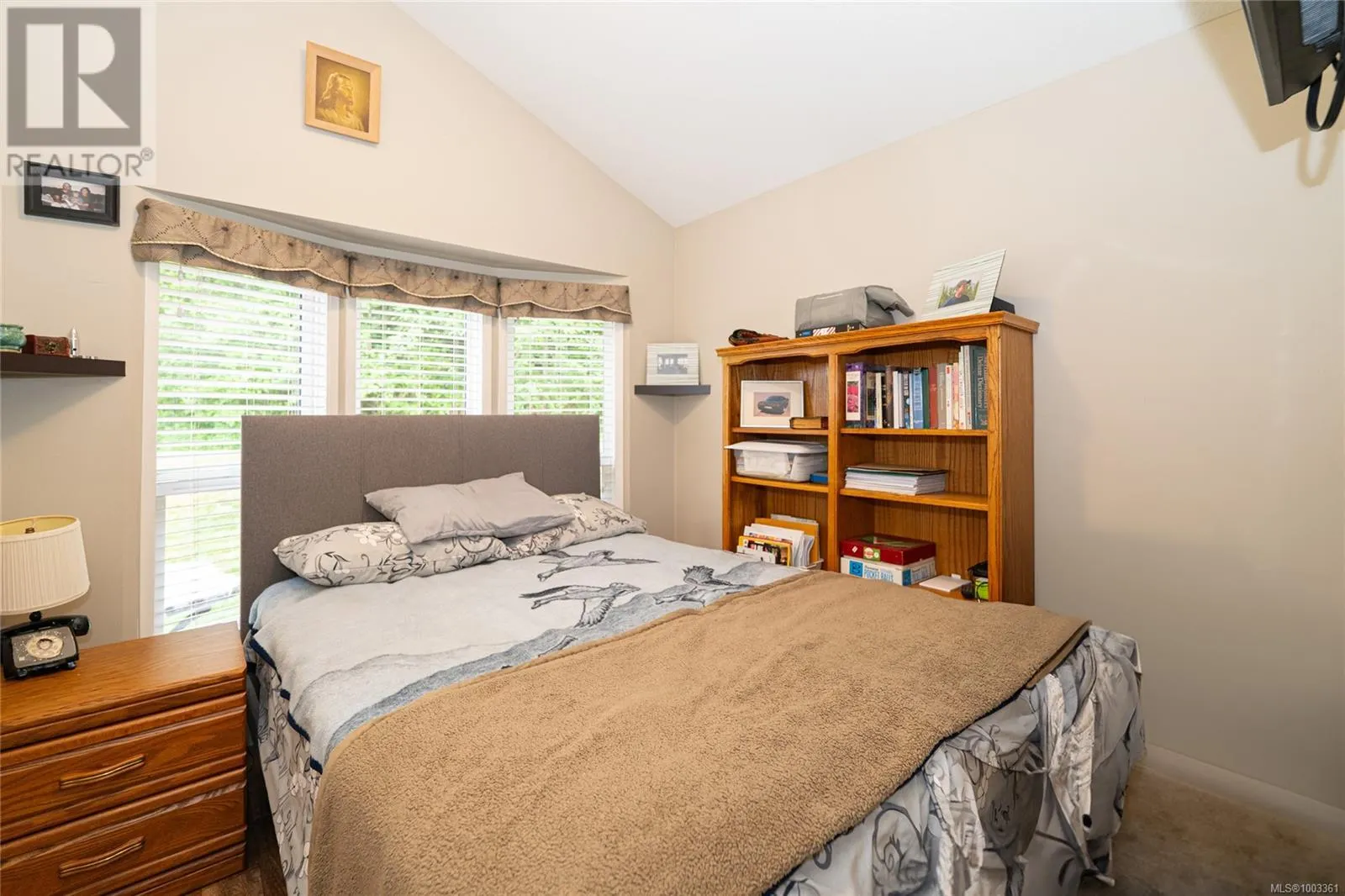 158 3042 RIVER Rd