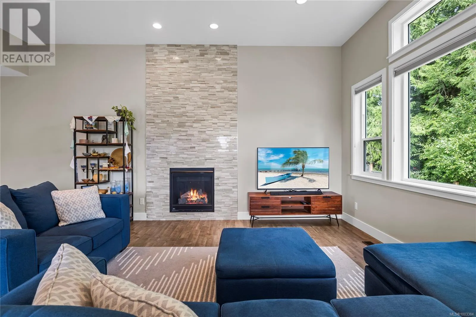 838 Stirling Dr