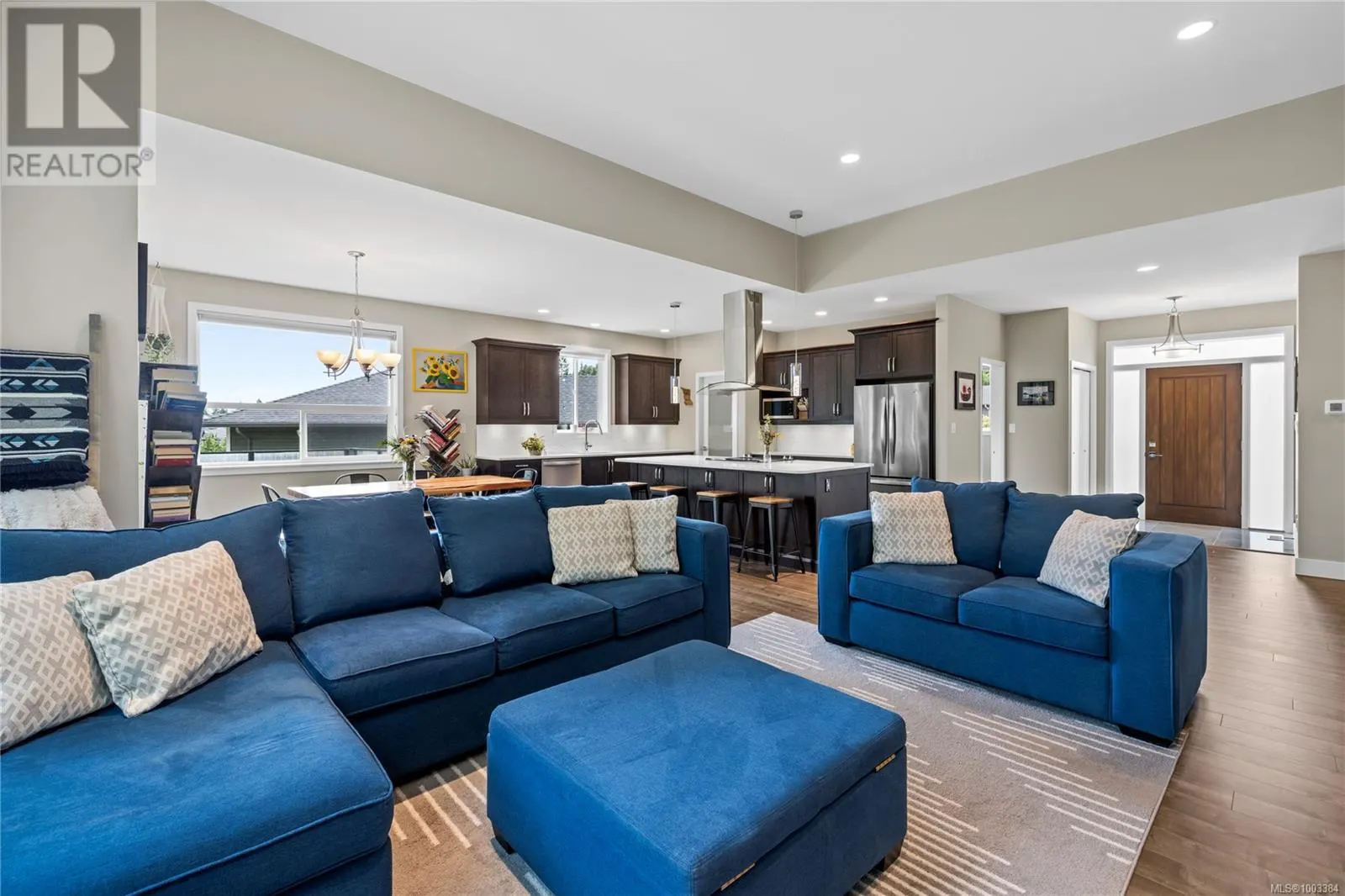 838 Stirling Dr