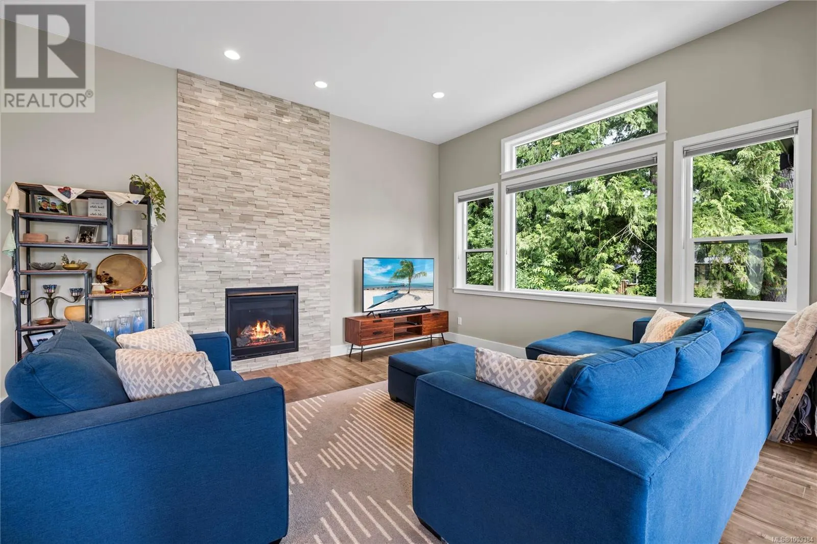 838 Stirling Dr