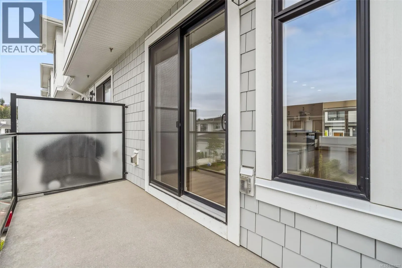 67 255 Caspian Dr