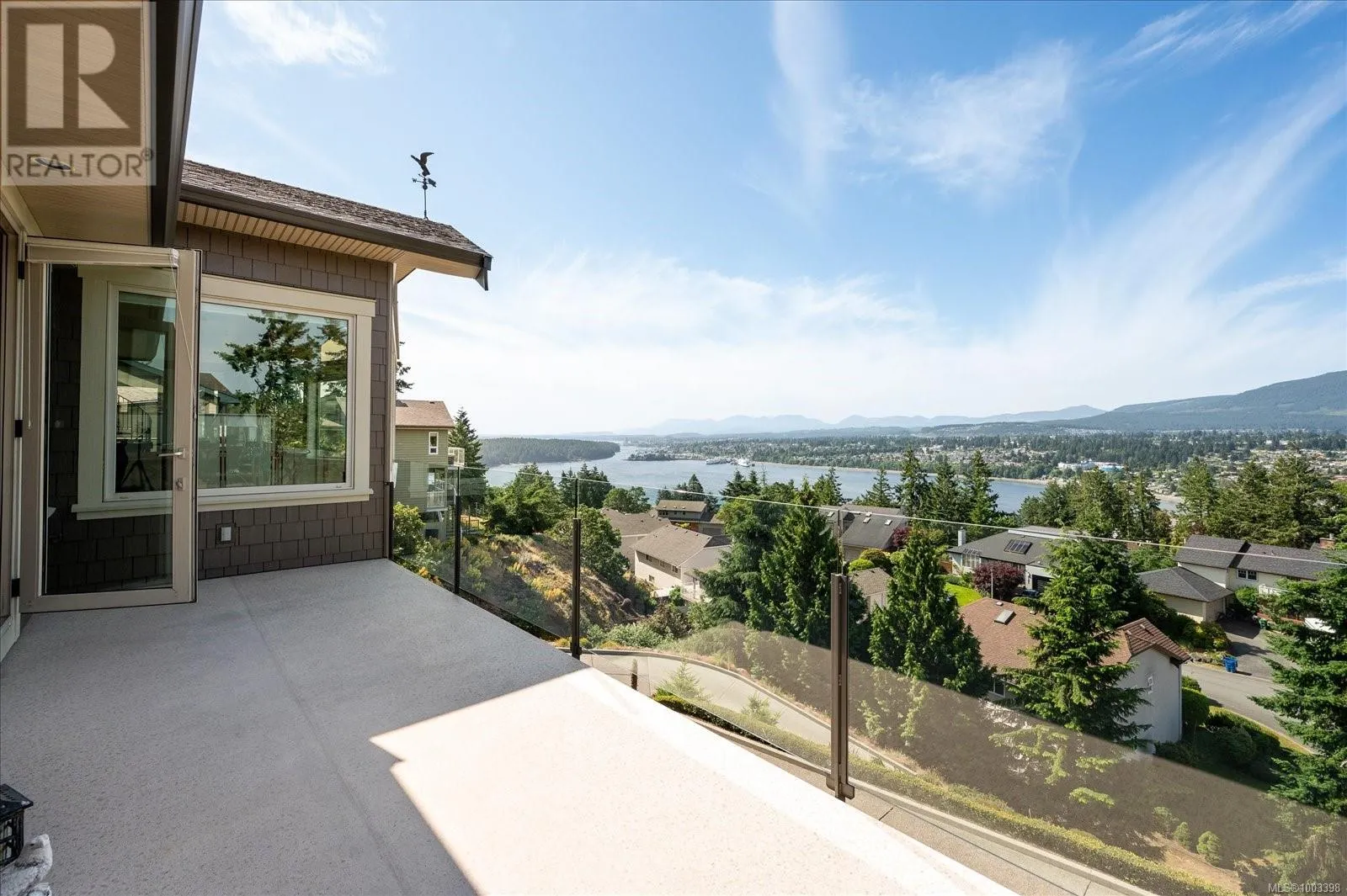 130 Canterbury Cres