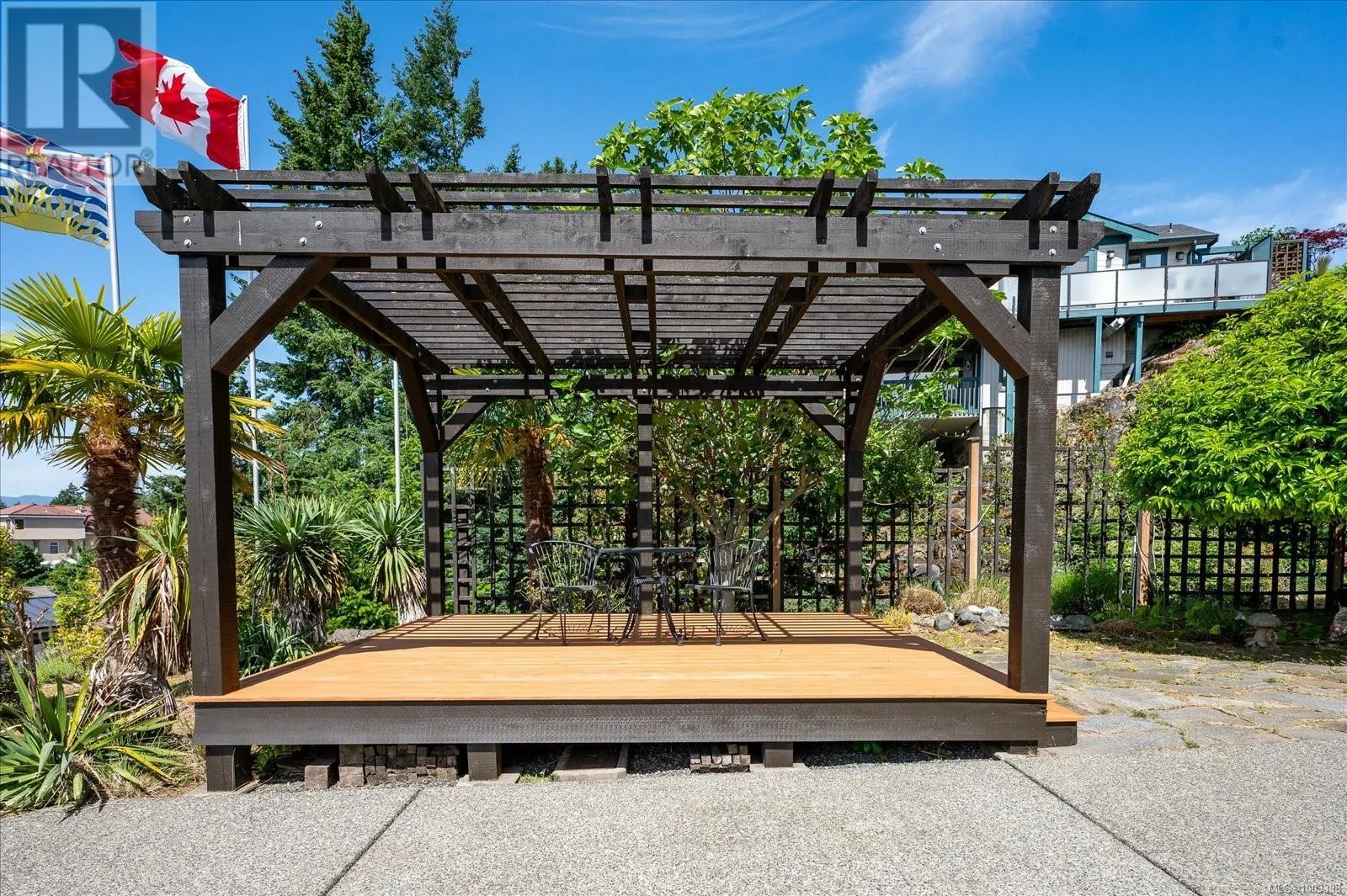 130 Canterbury Cres