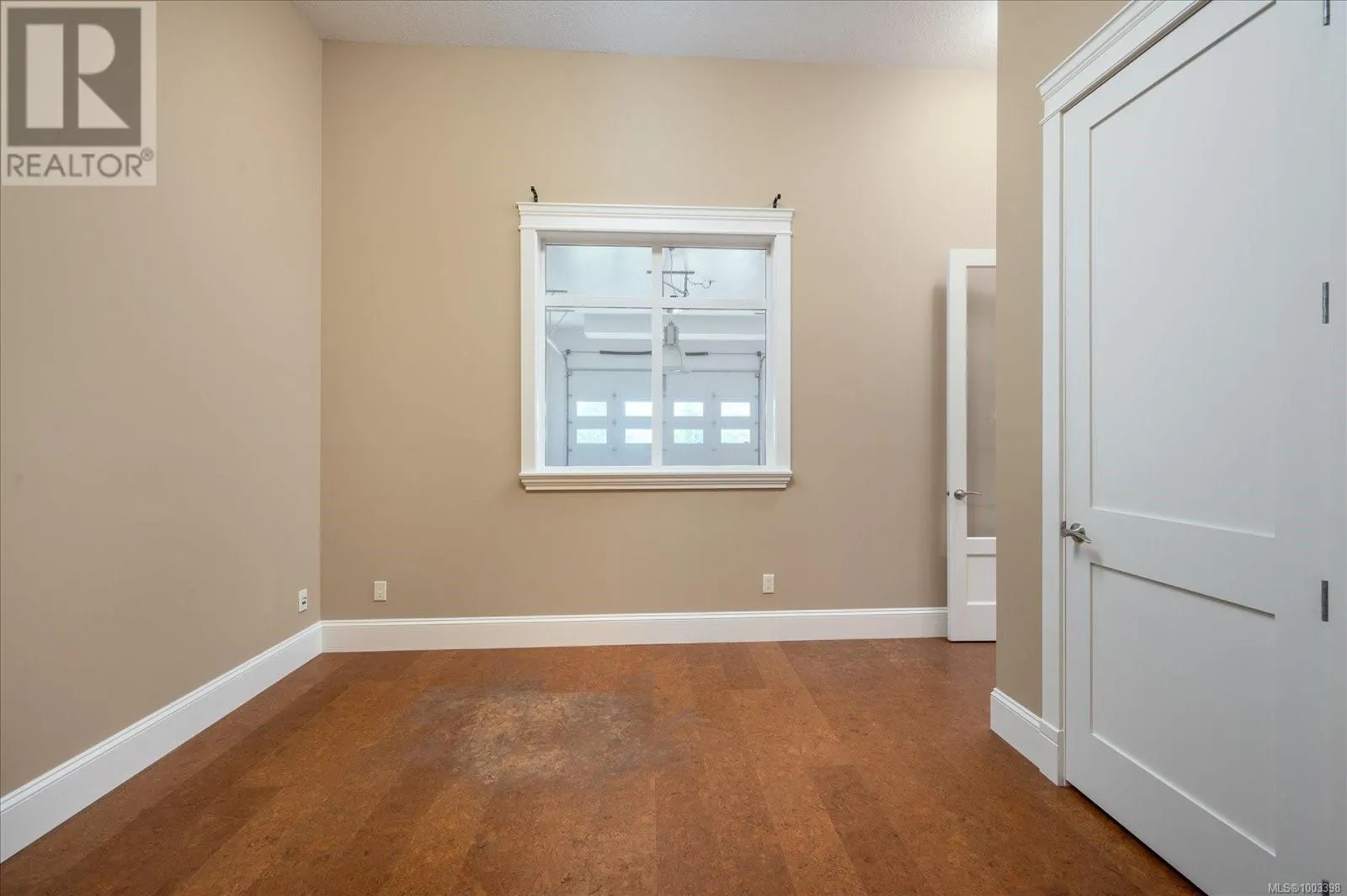 130 Canterbury Cres
