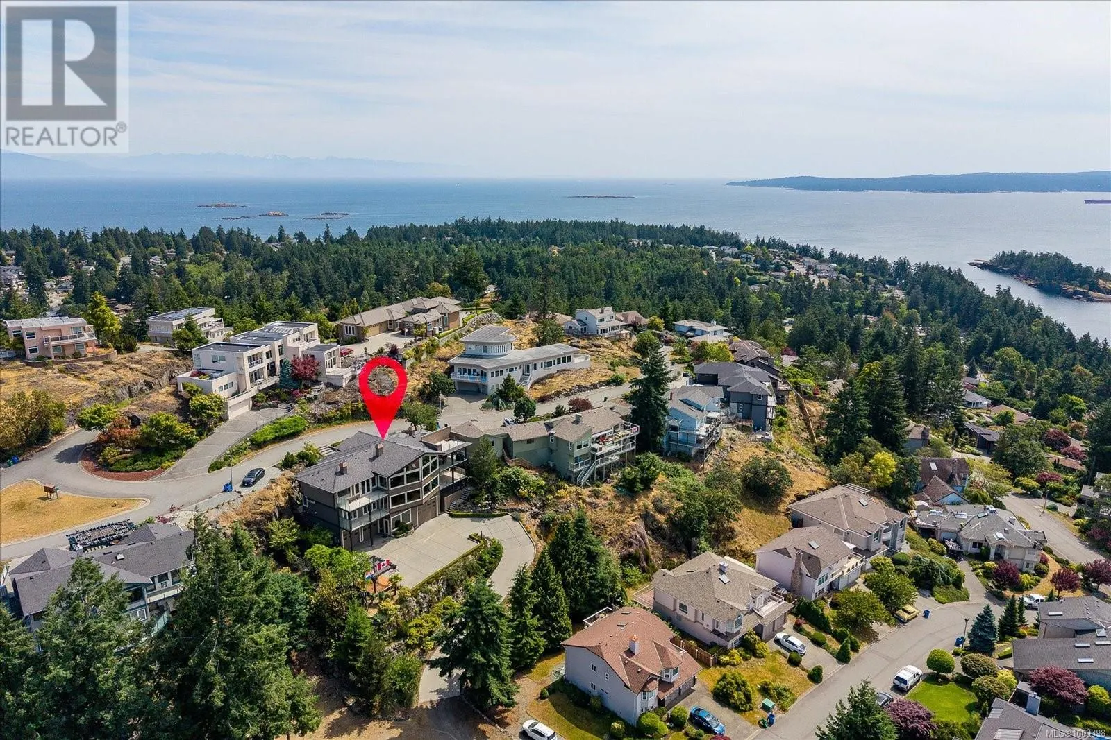 130 Canterbury Cres