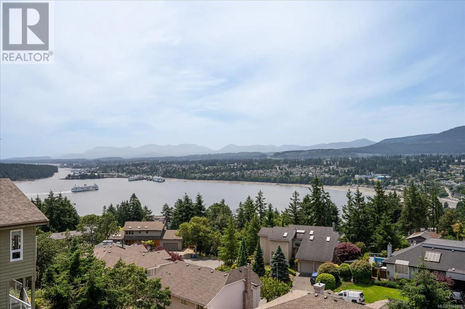 130 Canterbury Cres