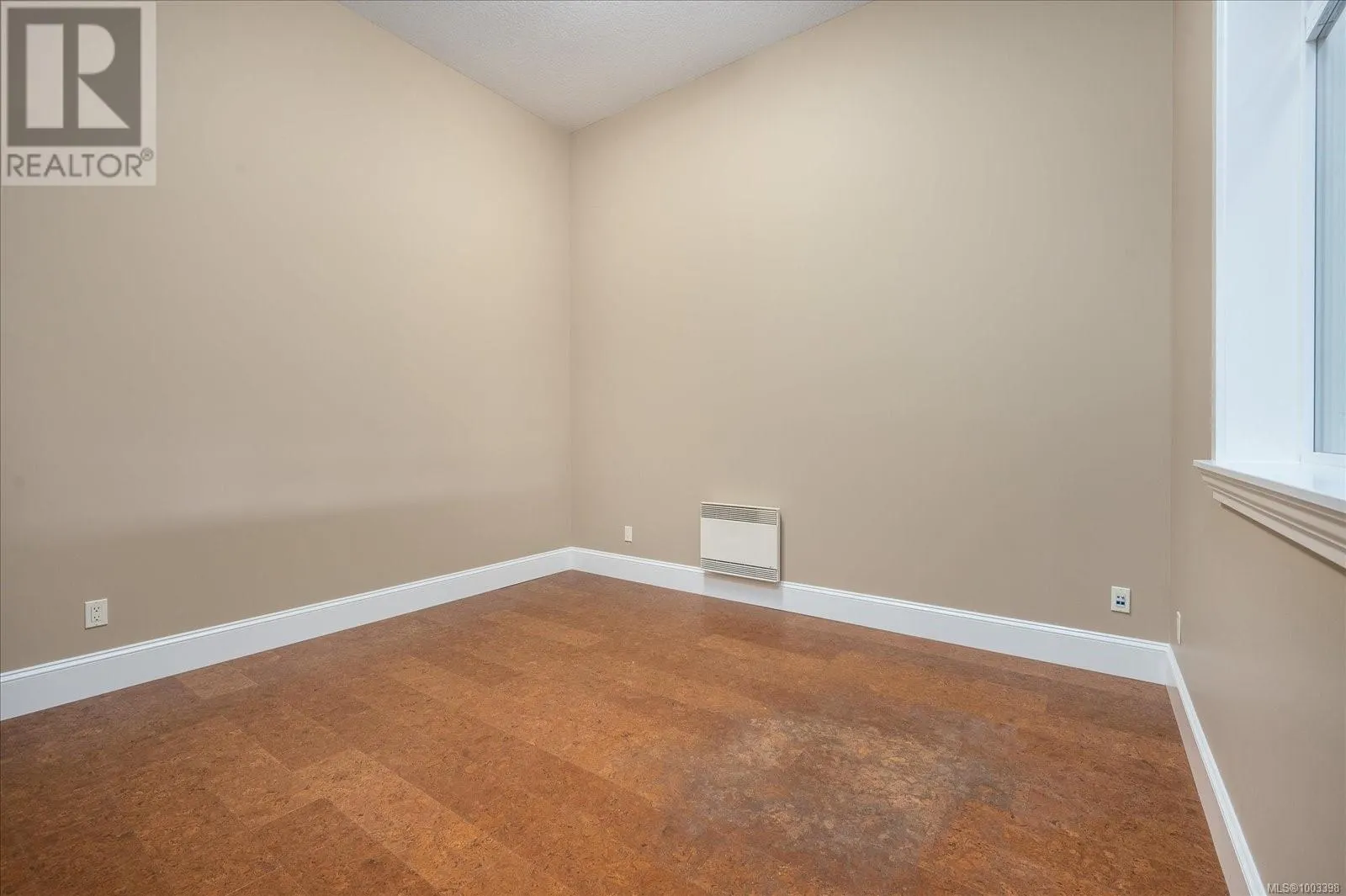 130 Canterbury Cres