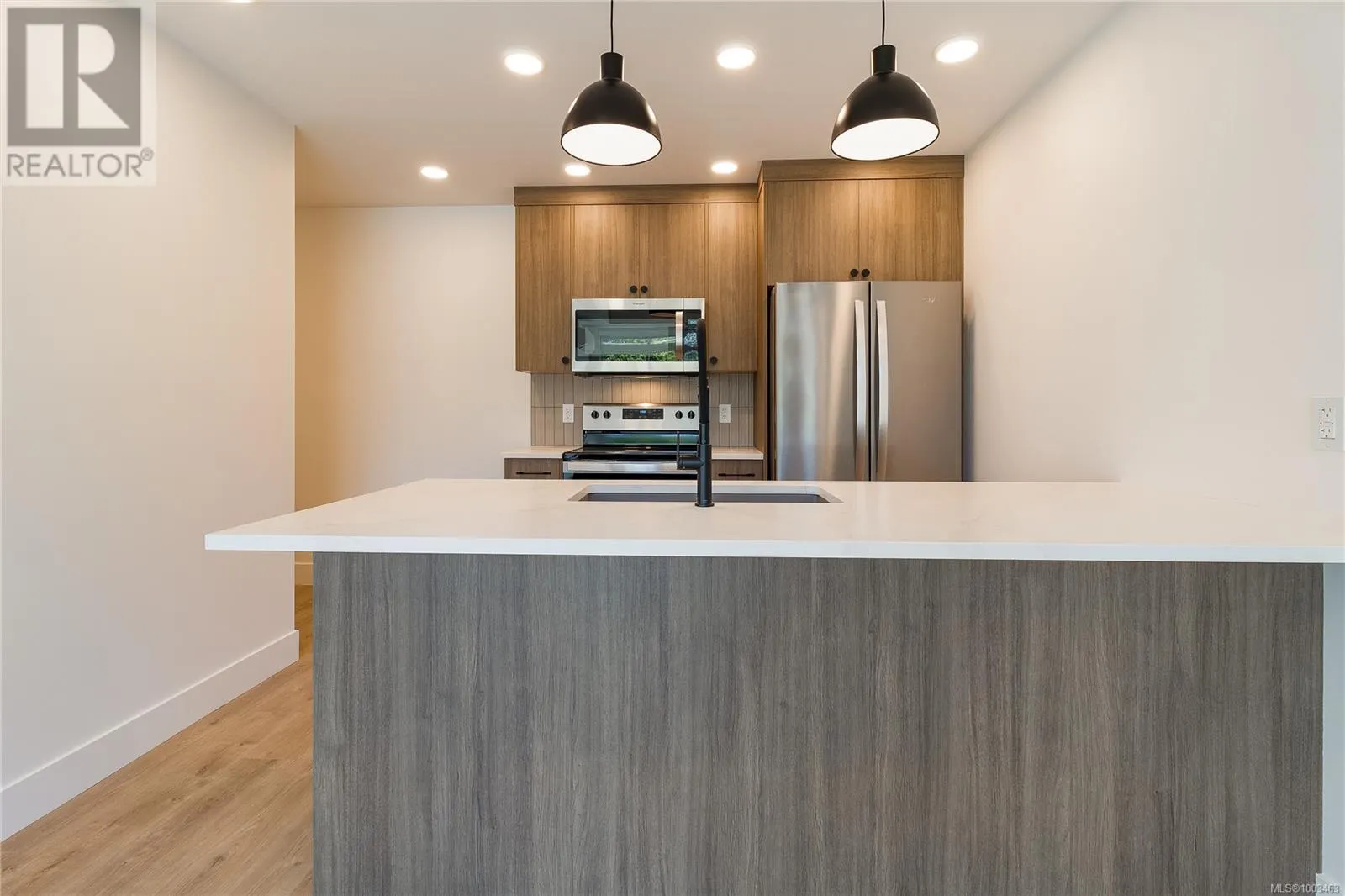 305 201 Dogwood Dr