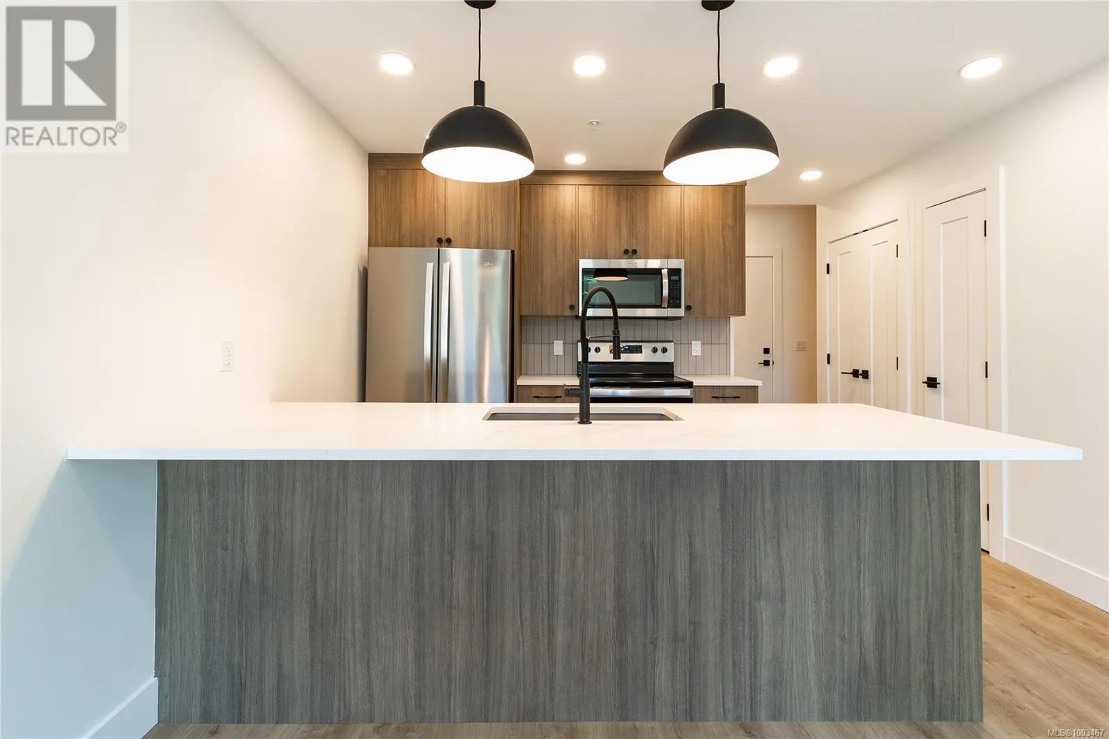 306 201 Dogwood Dr