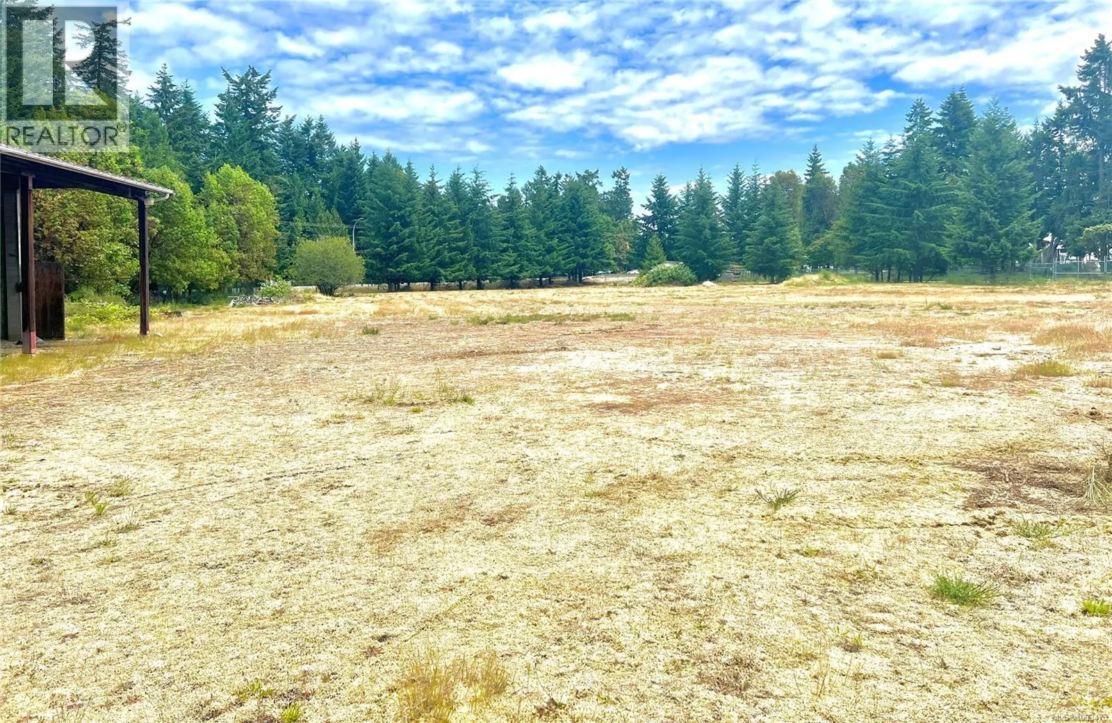 1100 Island Hwy E