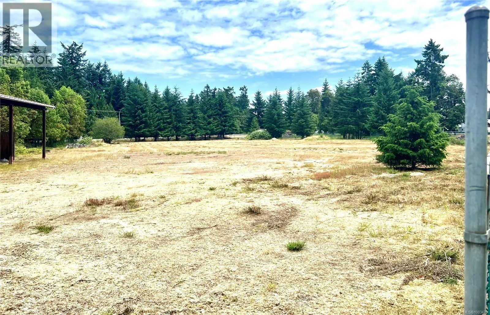 1100 Island Hwy E