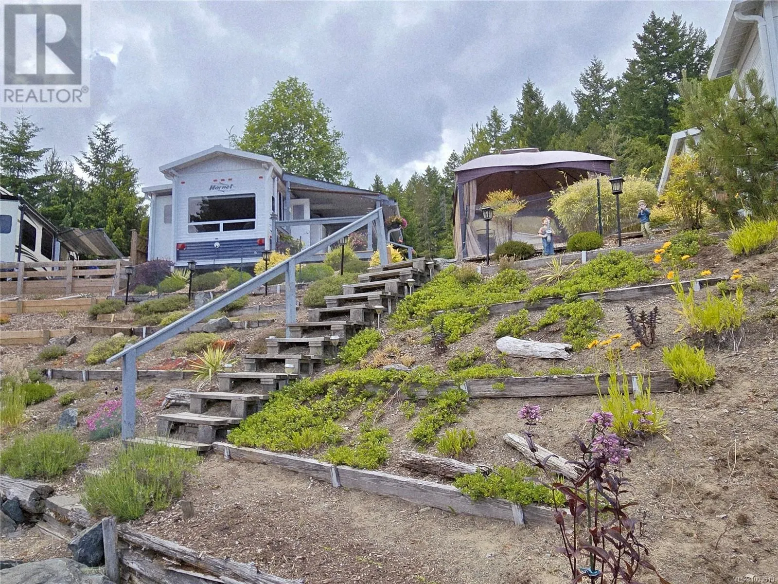 F12 2650 Turnbull Rd