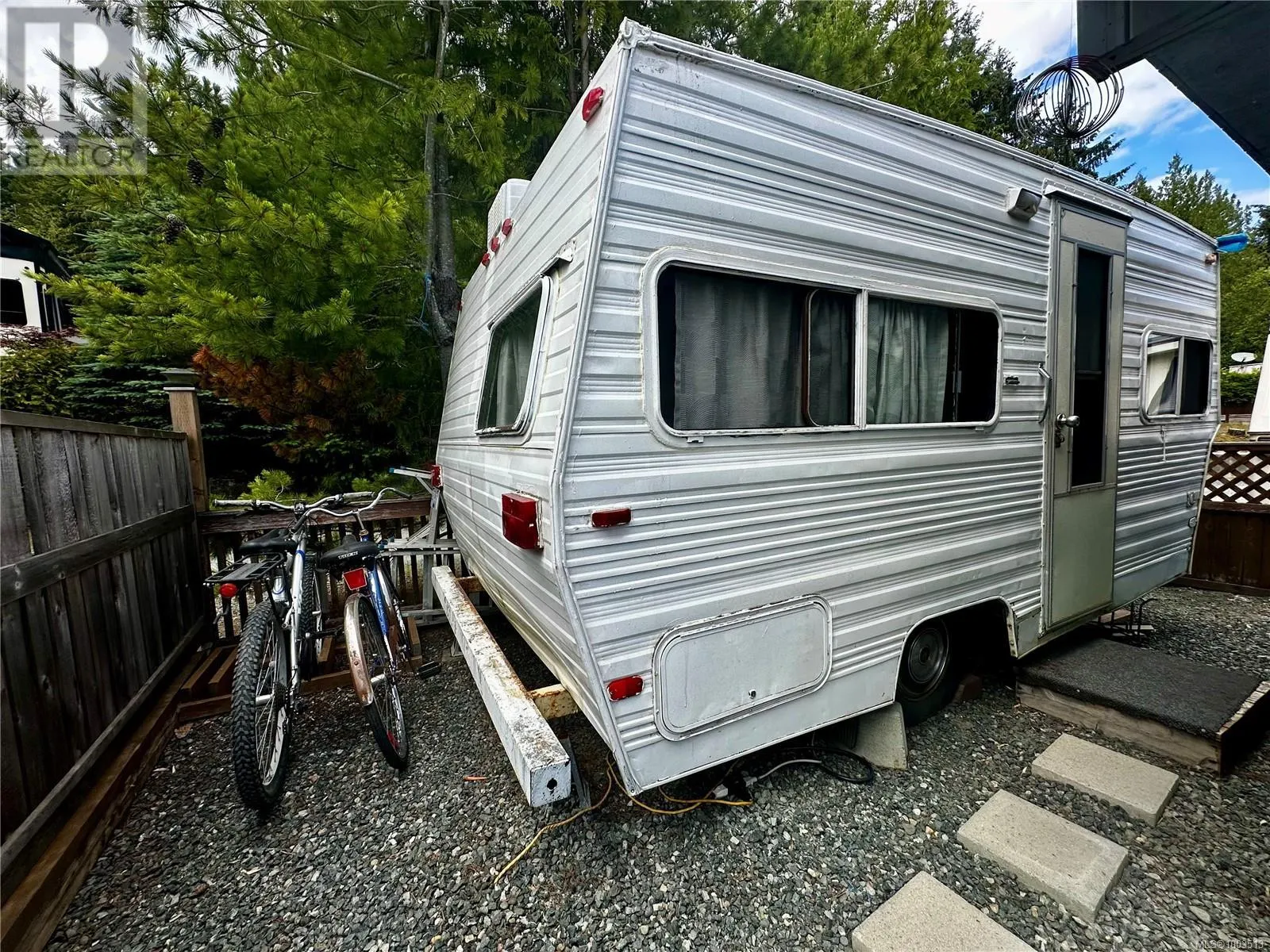 F12 2650 Turnbull Rd