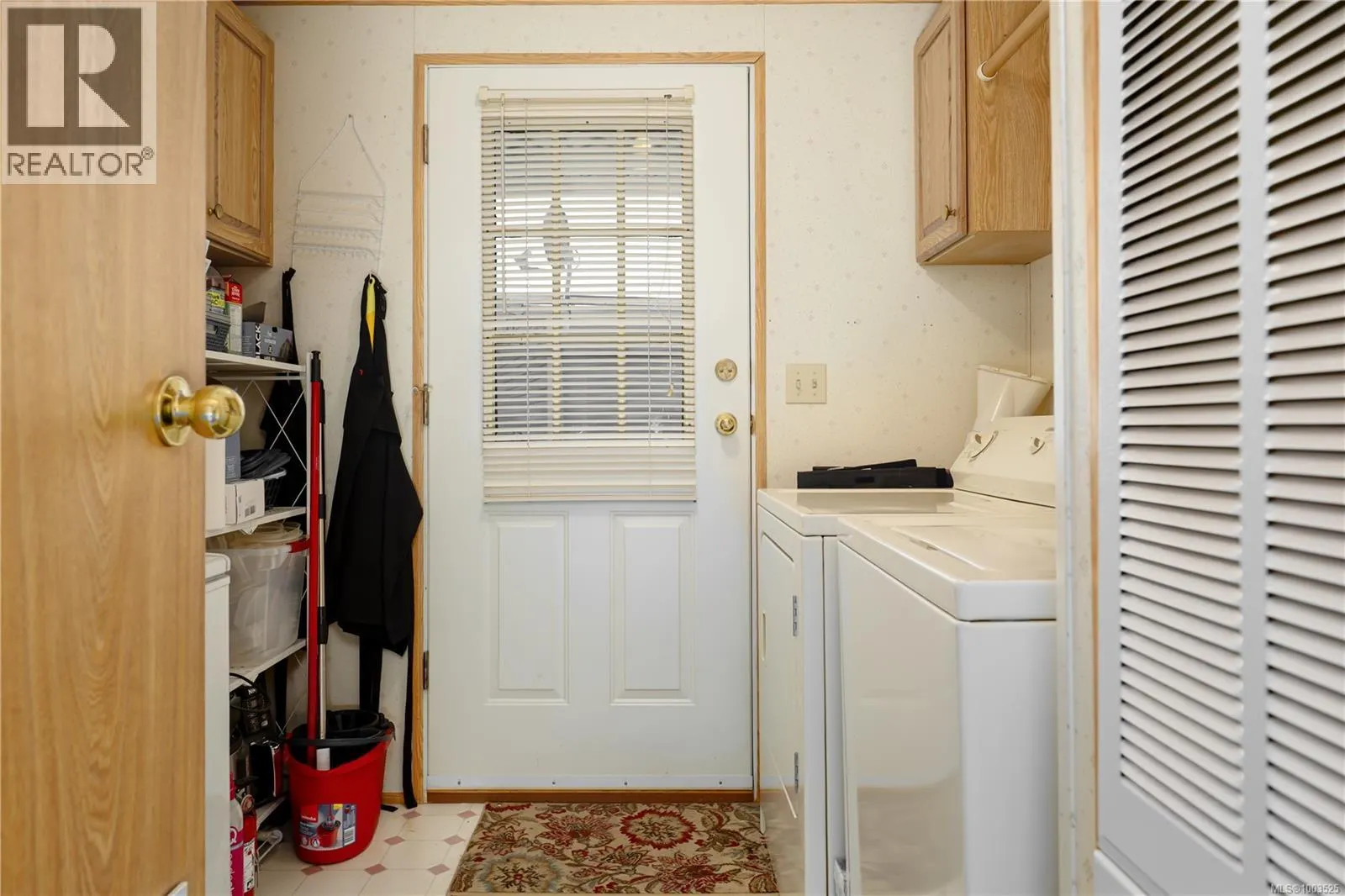12 6245 Metral Dr
