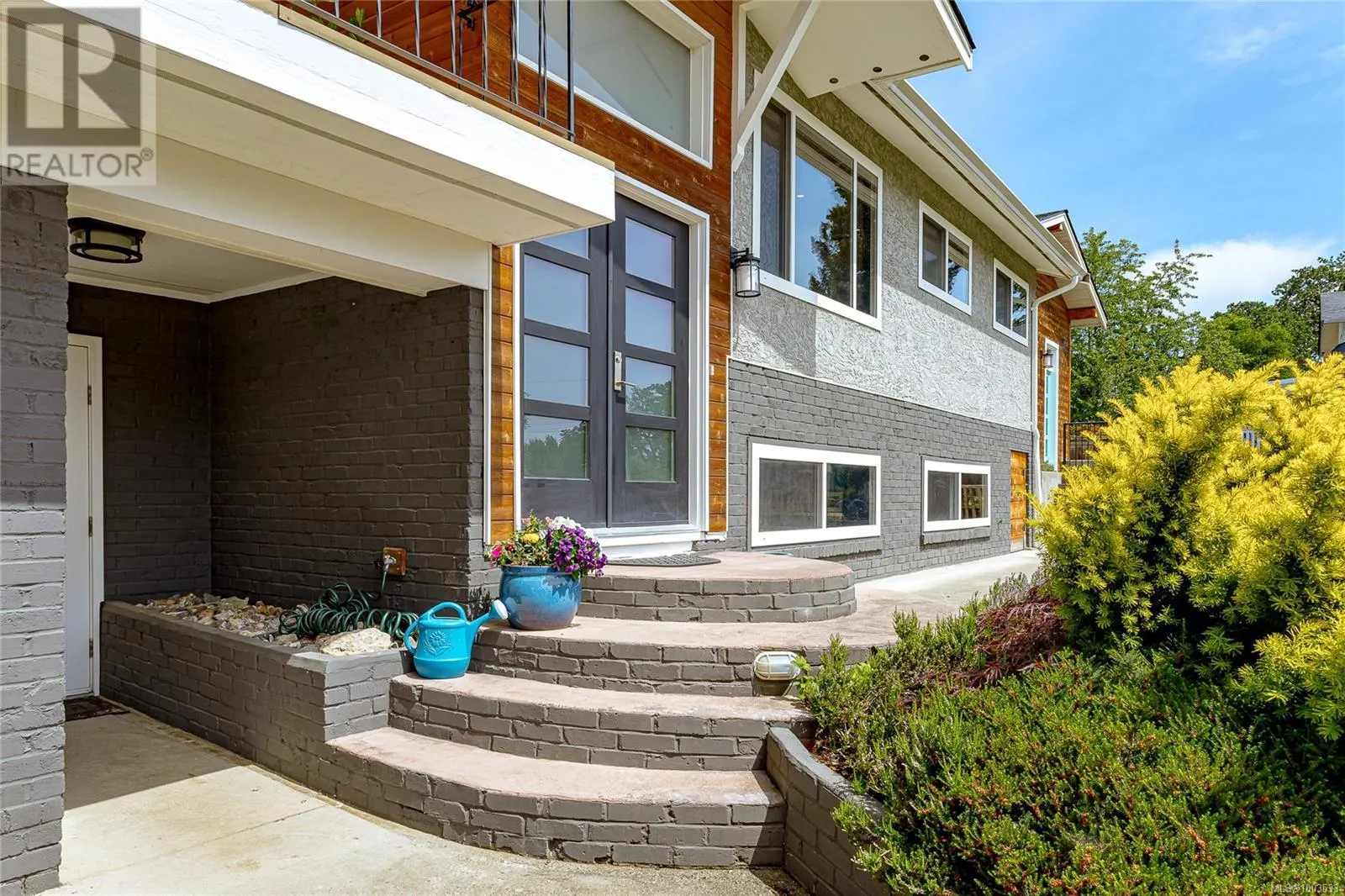 2363 Seine Rd