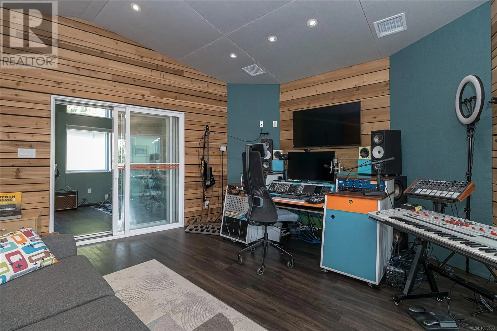 2363 Seine Rd