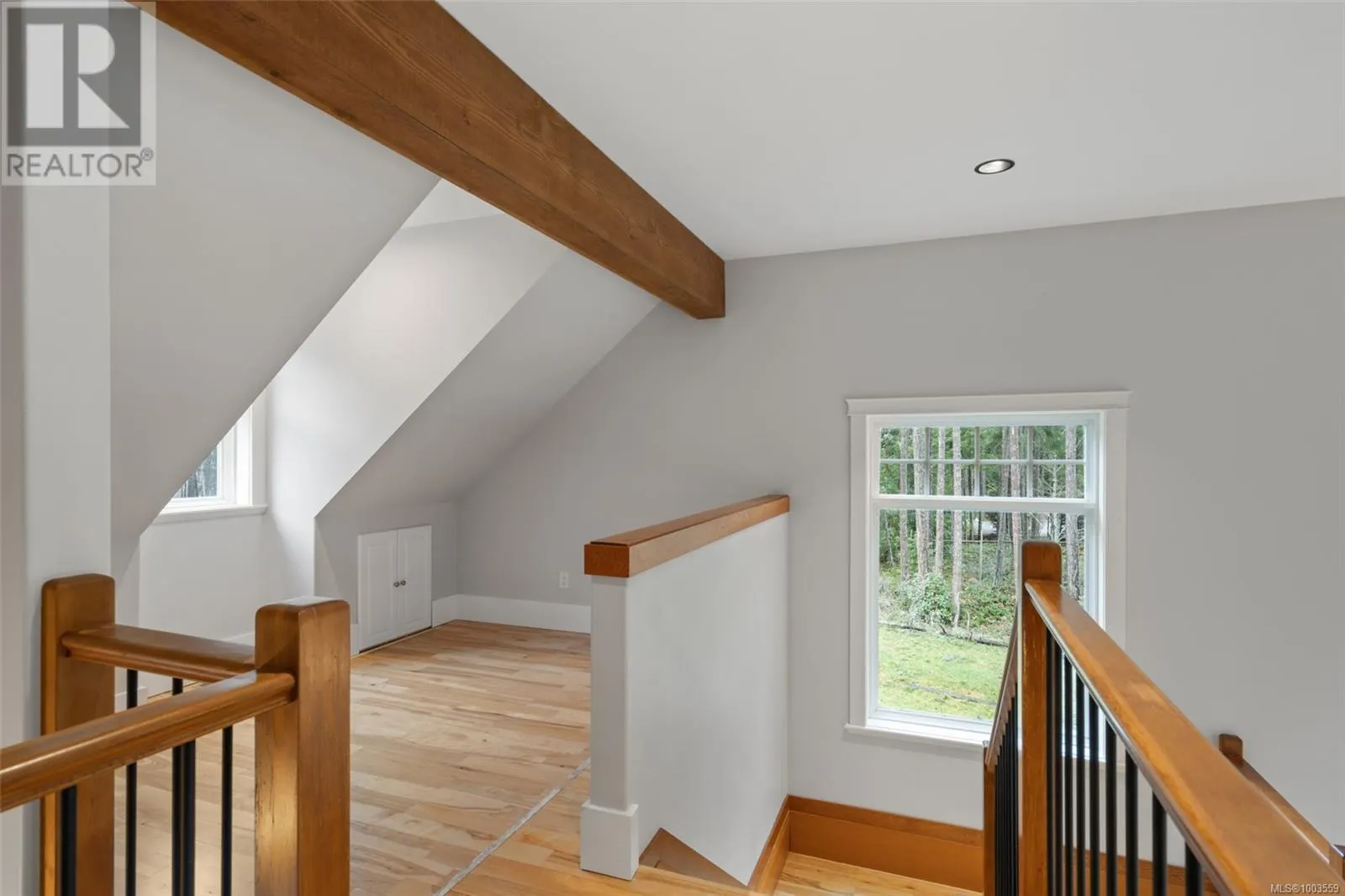 838 Rivers Edge Dr