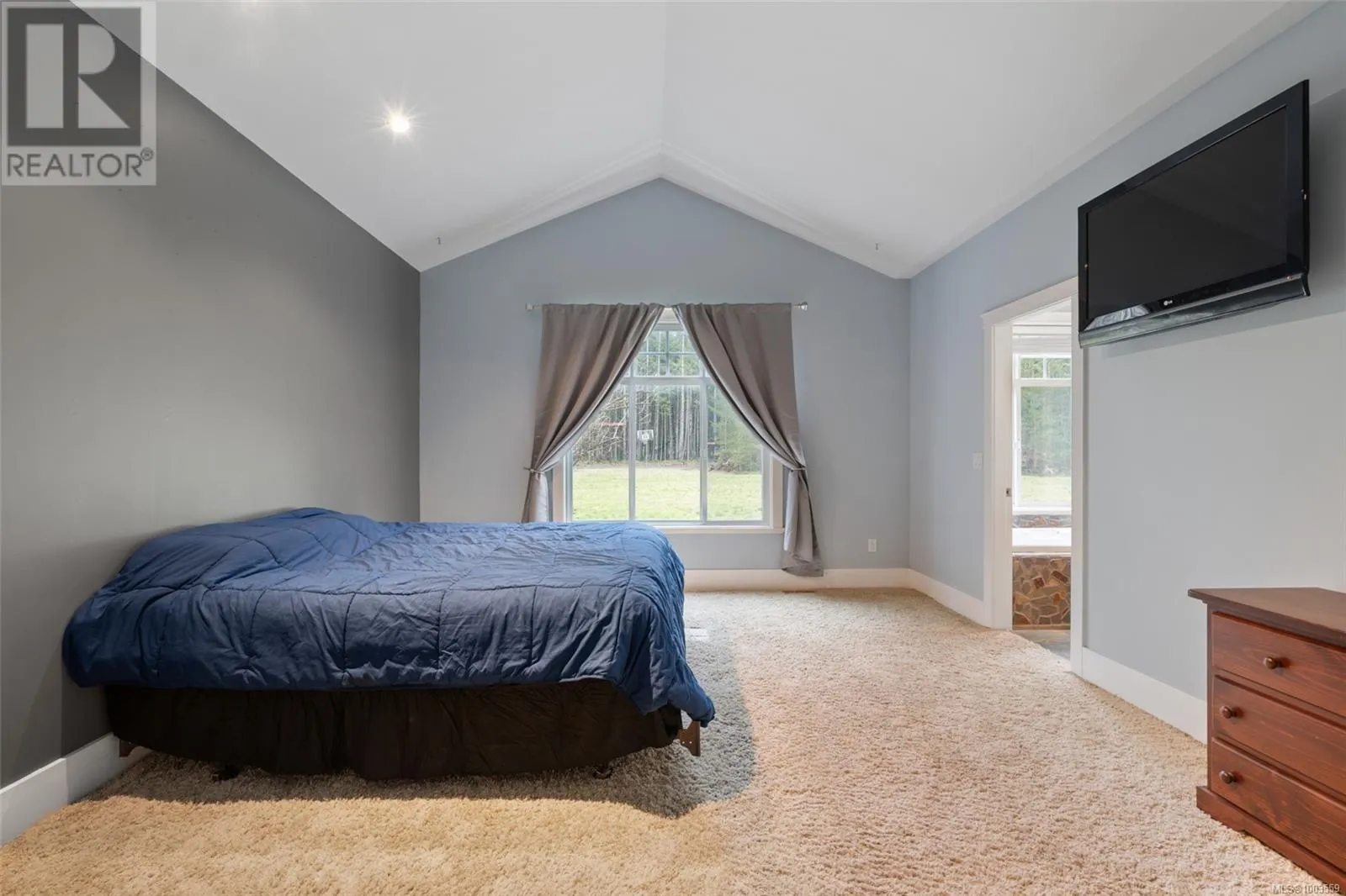 838 Rivers Edge Dr