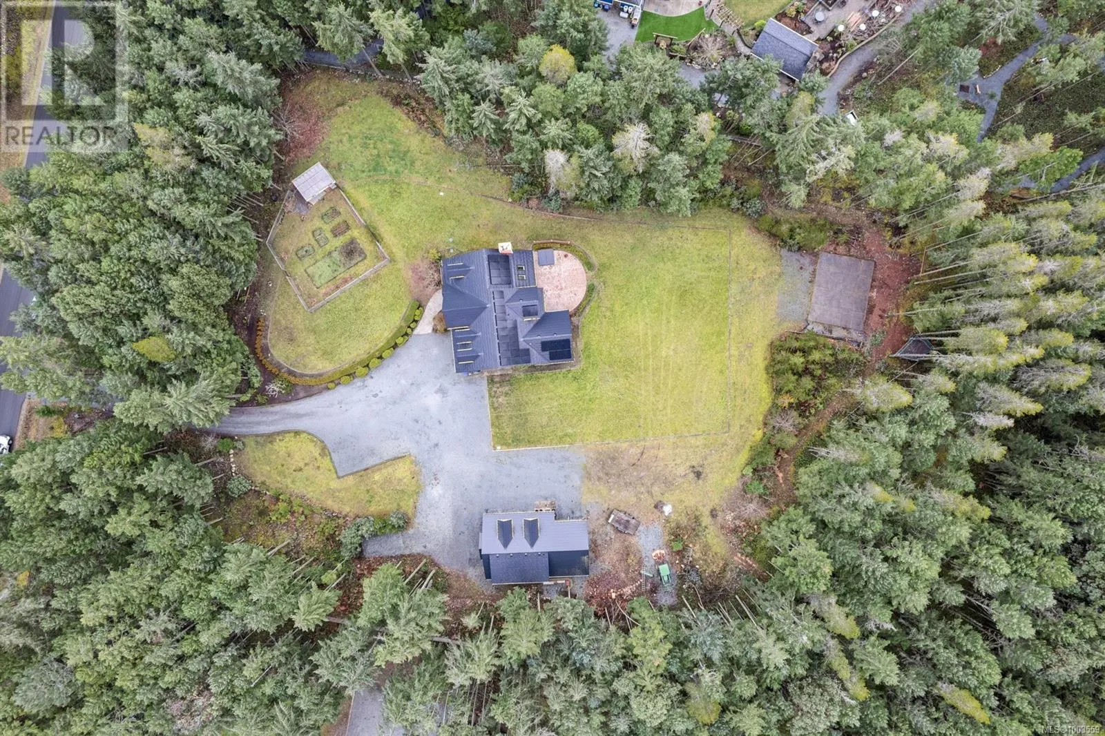 838 Rivers Edge Dr