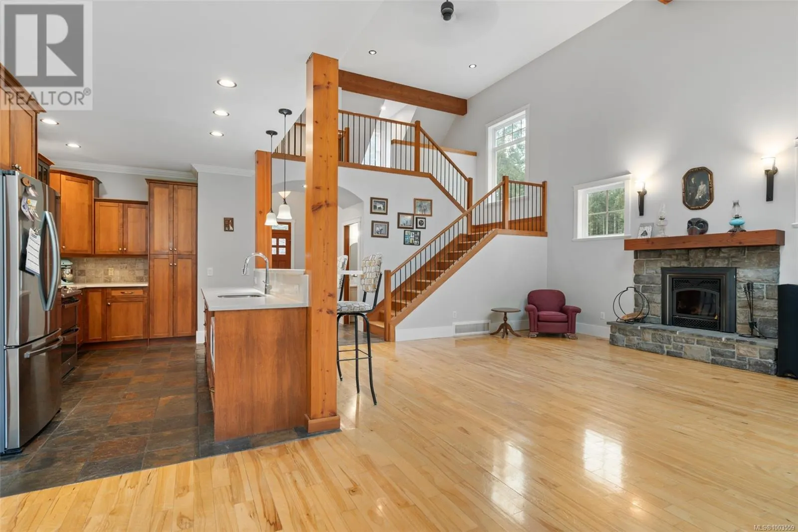 838 Rivers Edge Dr