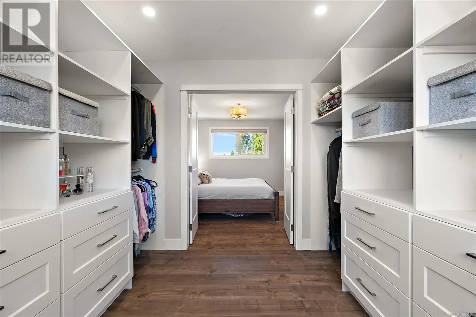 2128 Skylark Lane