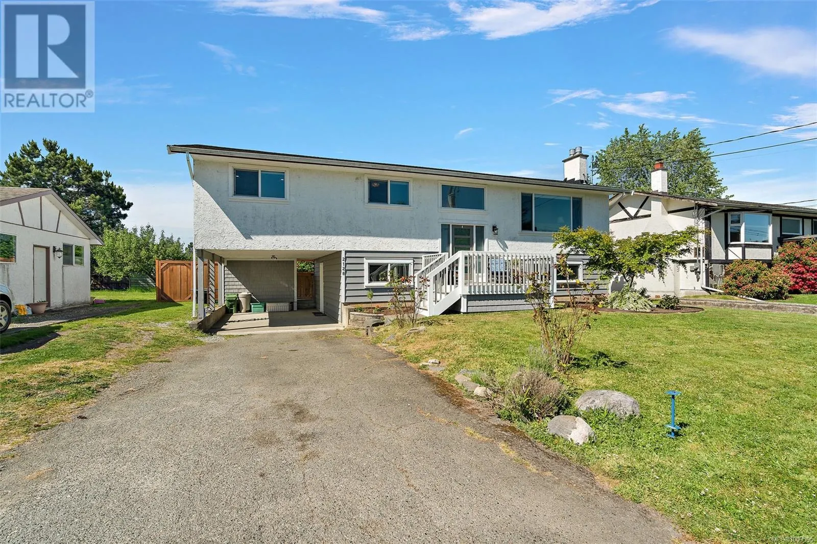 2128 Skylark Lane