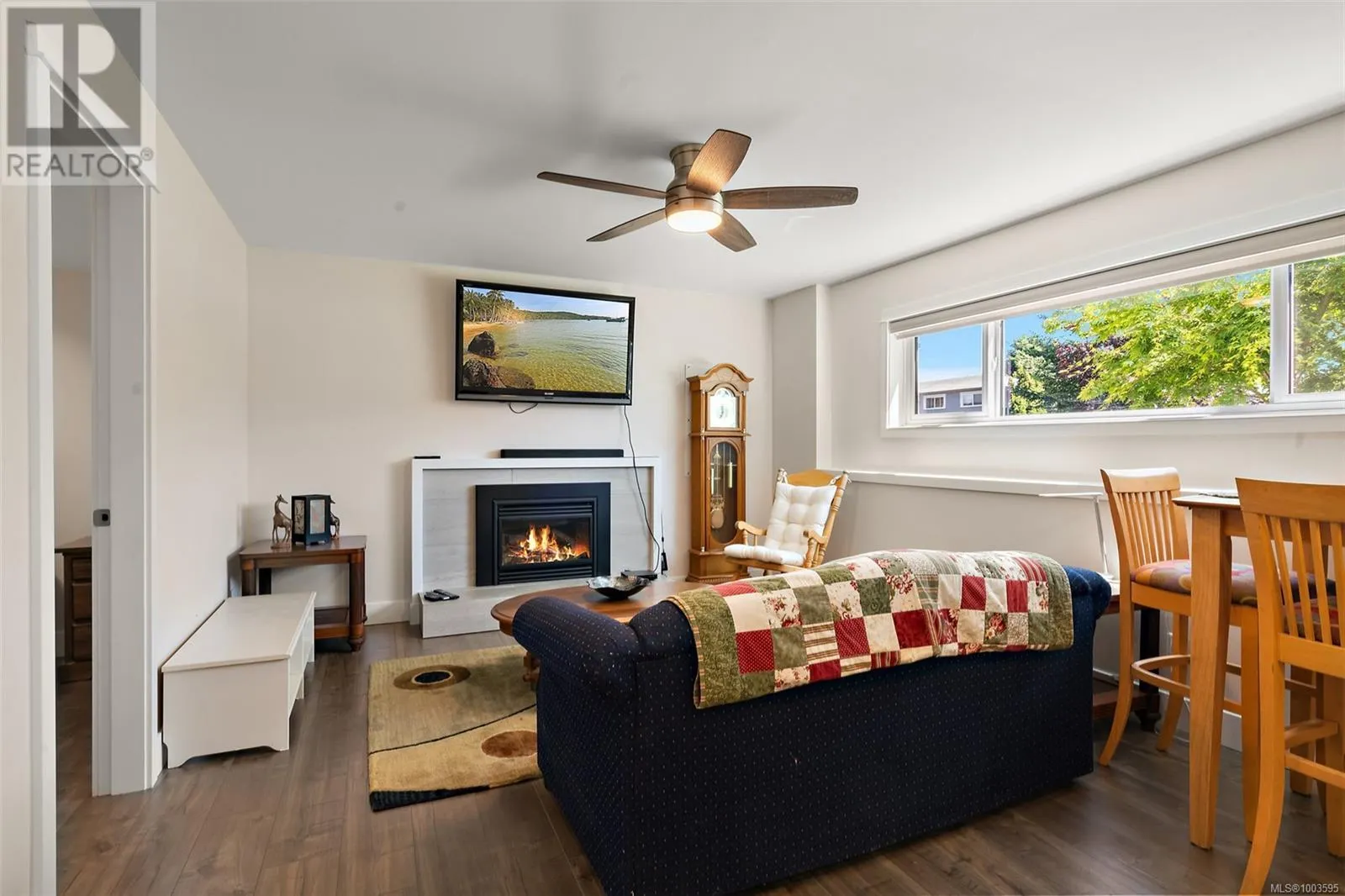 2128 Skylark Lane