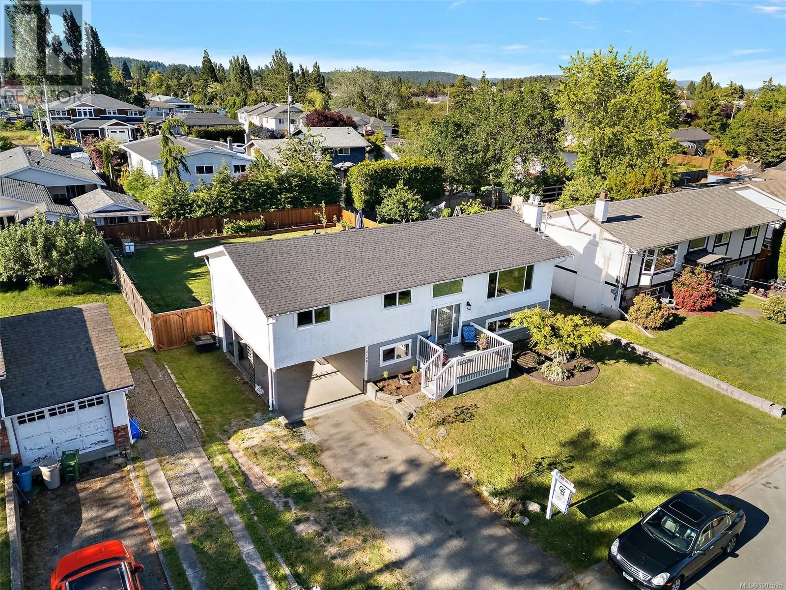 2128 Skylark Lane