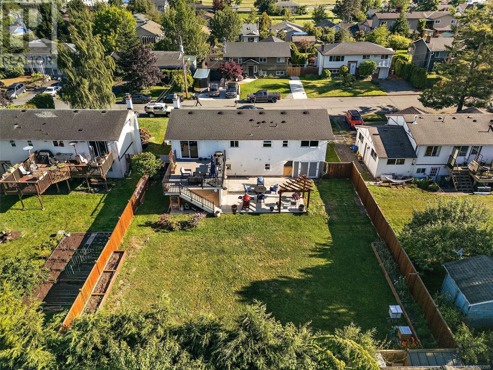 2128 Skylark Lane