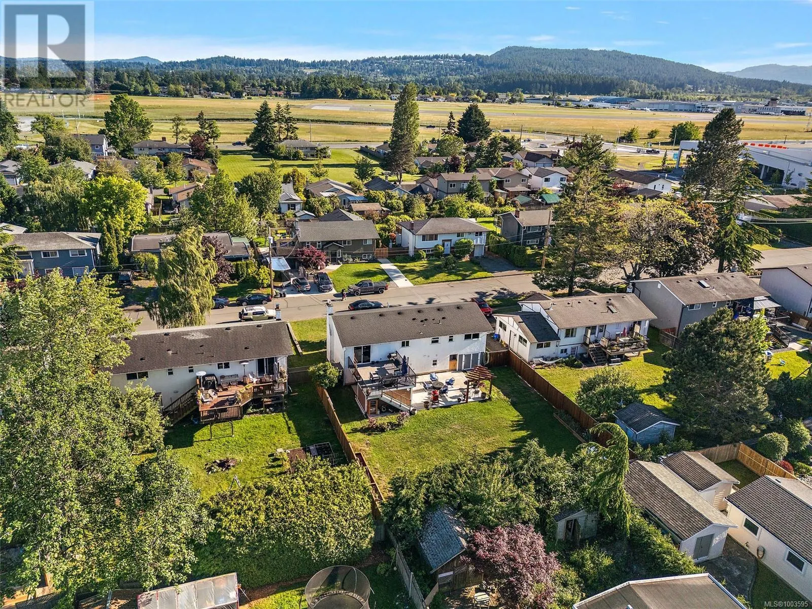 2128 Skylark Lane