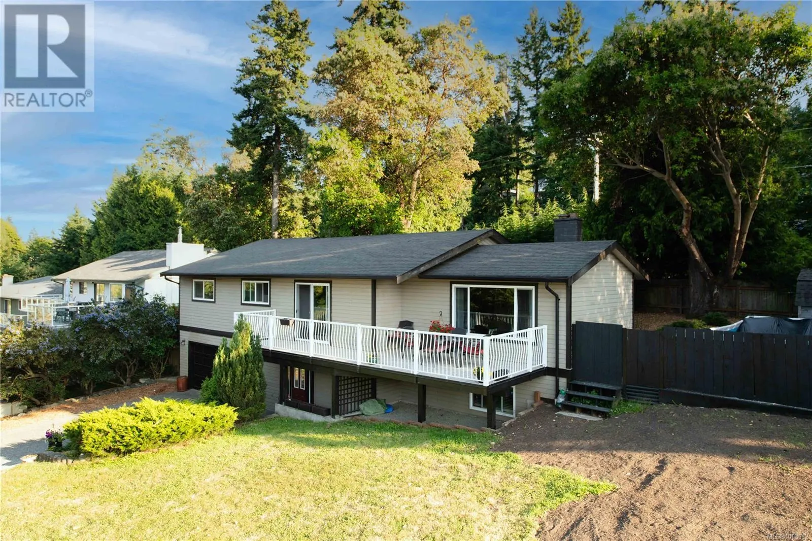791 Cecil Blogg Dr