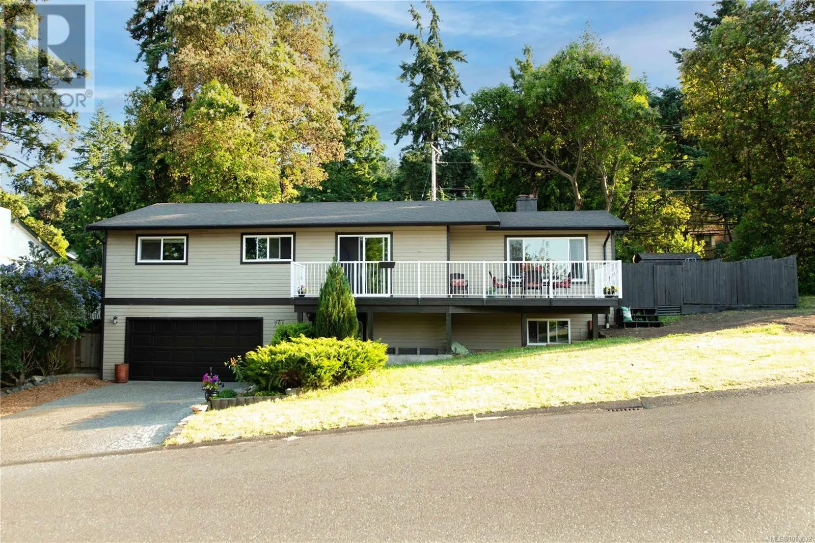 791 Cecil Blogg Dr