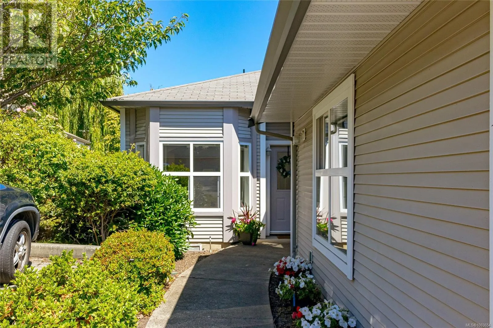 3 3633 Cedar Hill Rd
