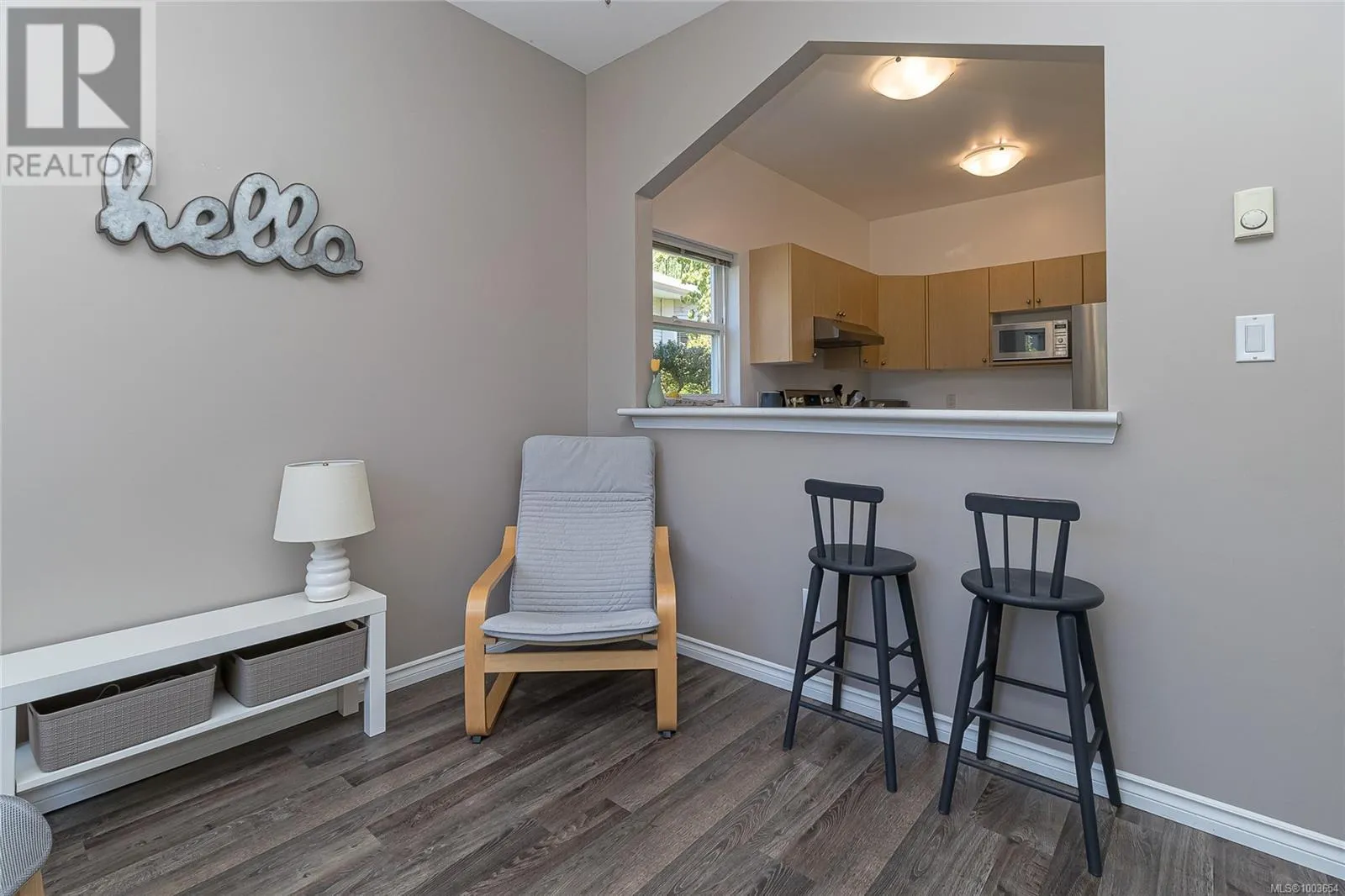 3 3633 Cedar Hill Rd