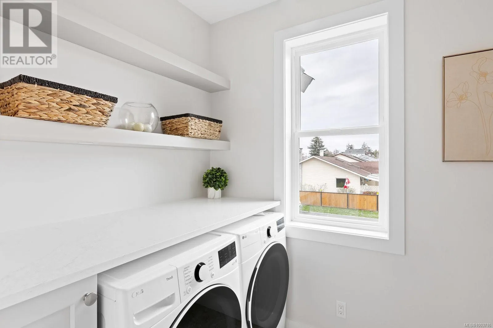 2306 Grove Cres