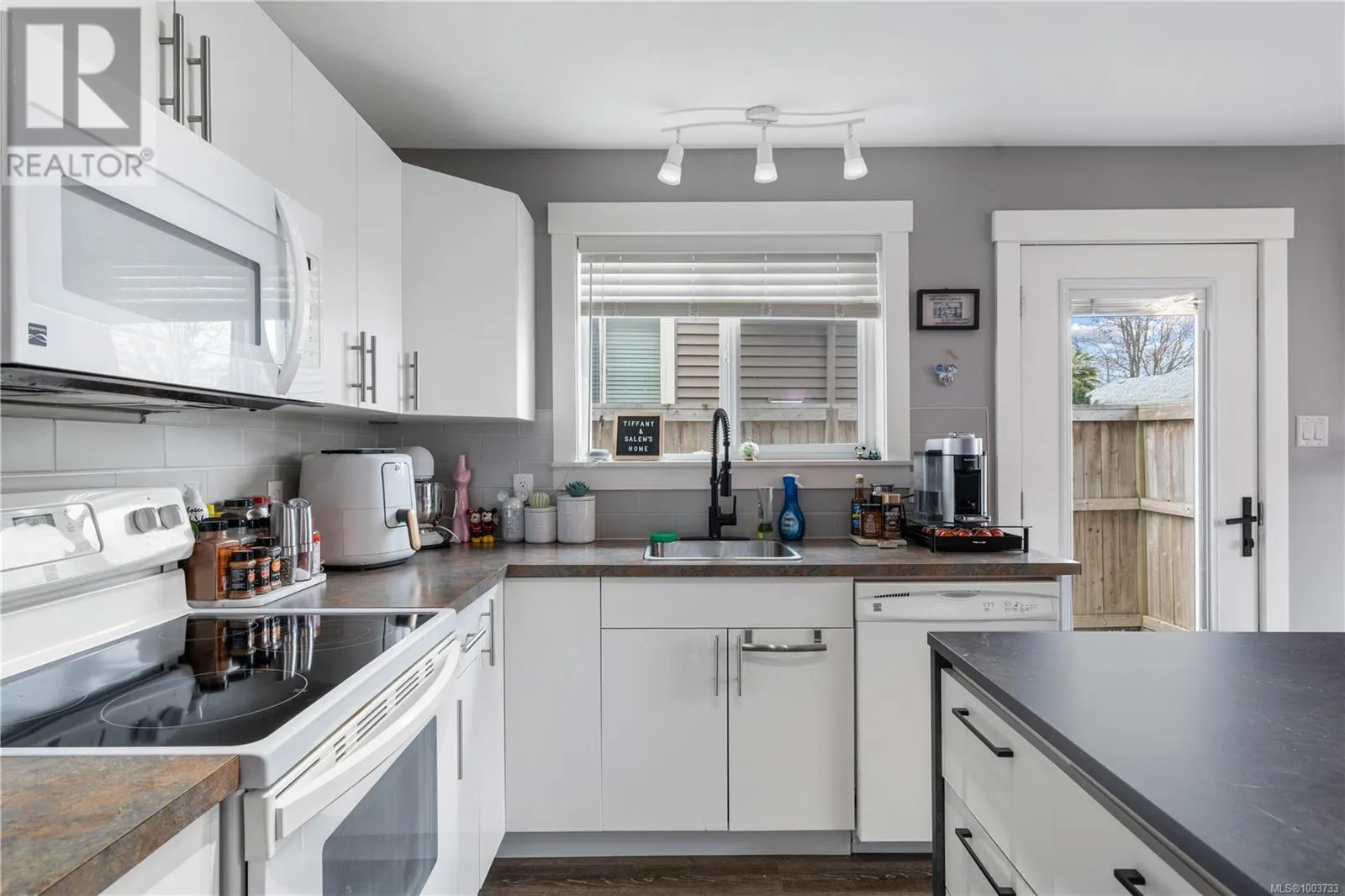 6028 Monashee Way