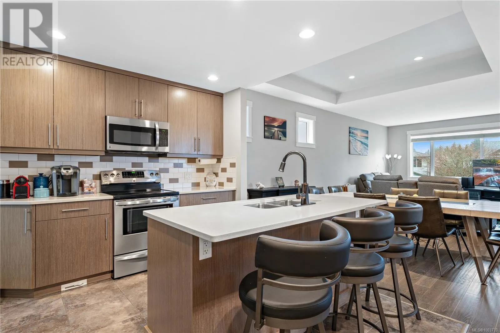 6028 Monashee Way