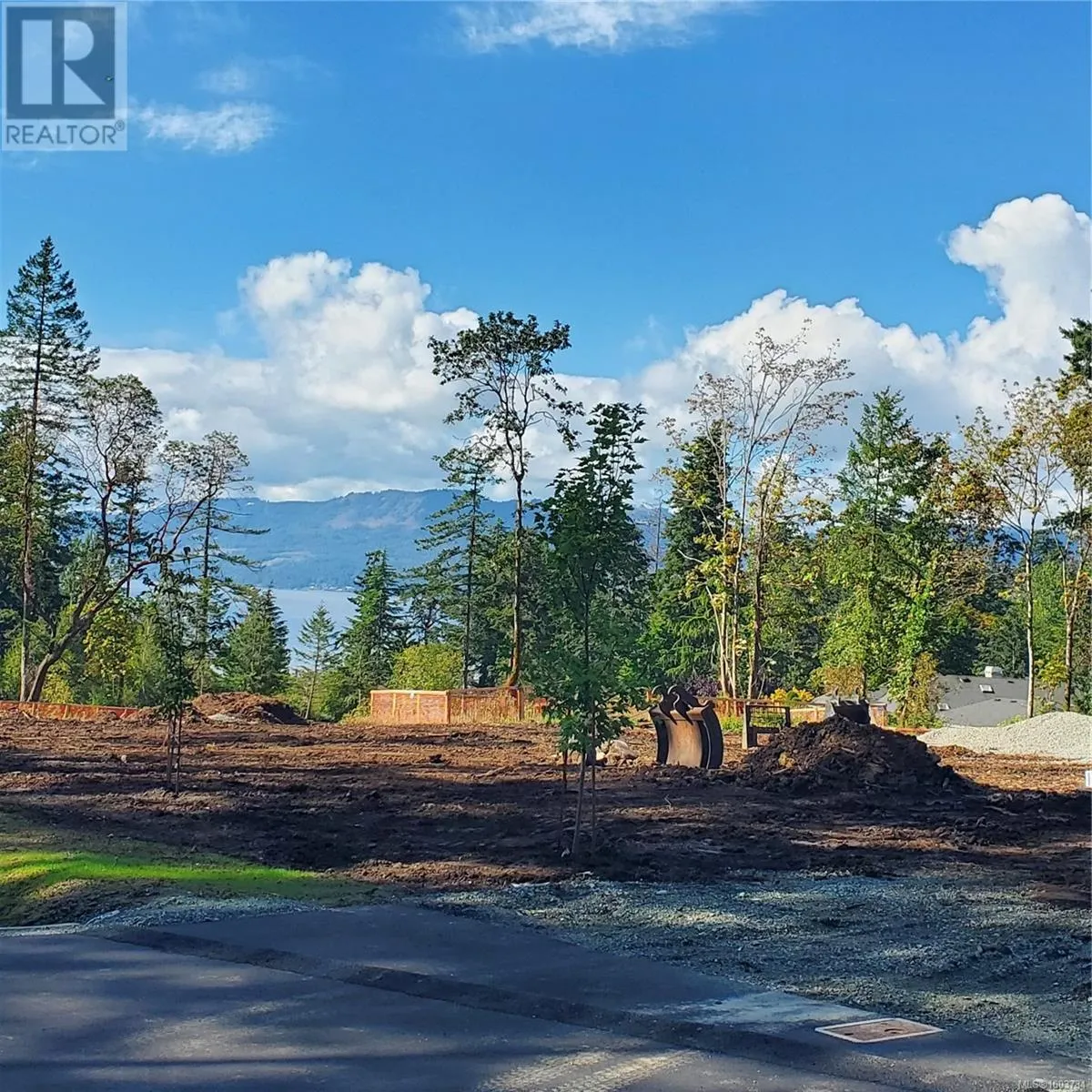 Lot 5 Derrick Rd