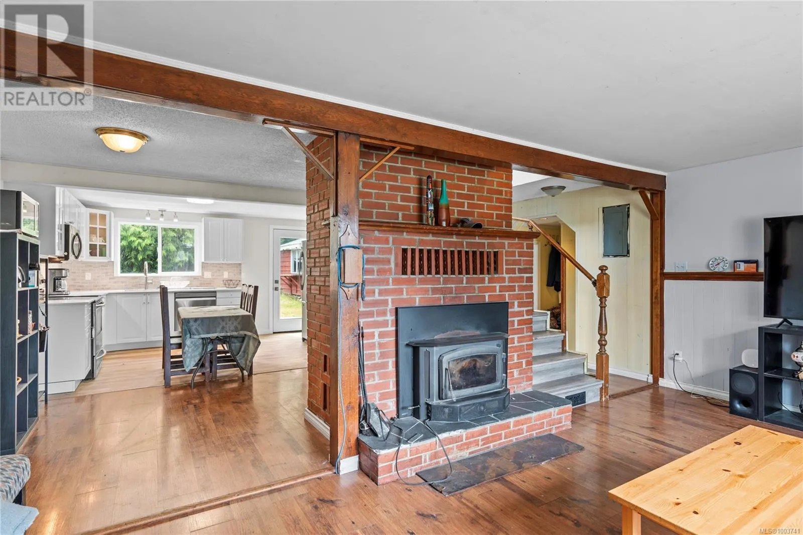 170 Stanford Ave E