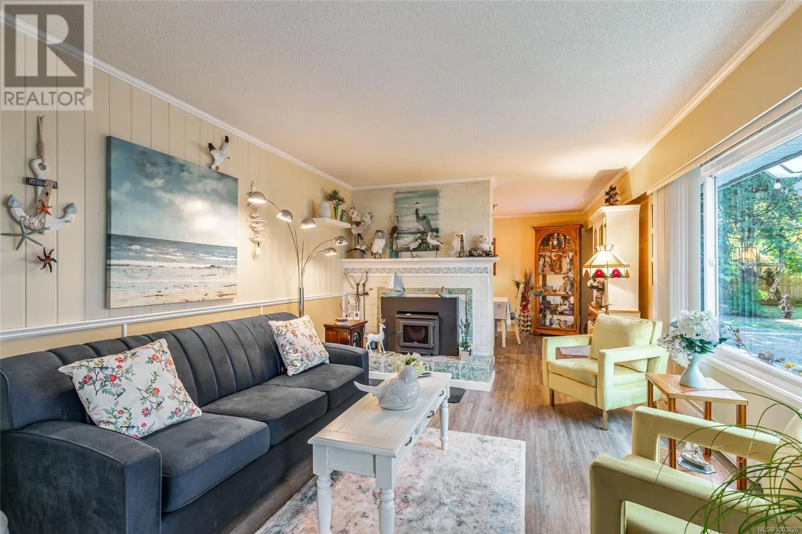 1226 Centre Rd
