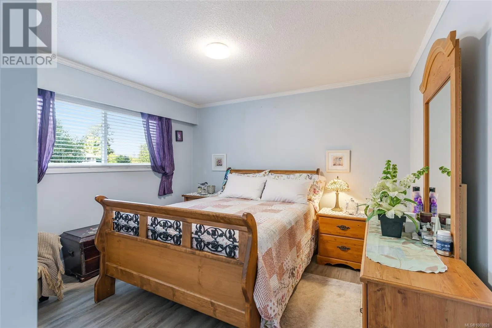 1226 Centre Rd