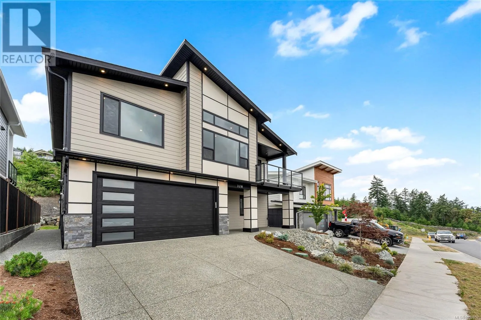 3218 Woodrush Dr