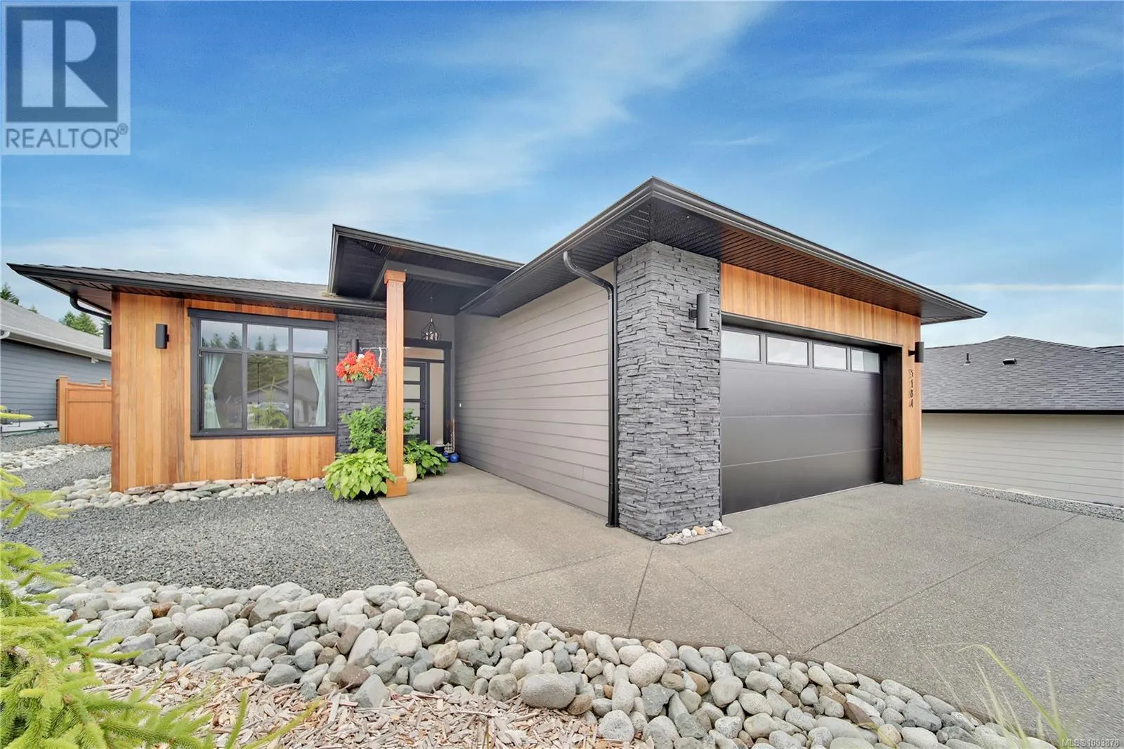 3184 Fernwood Lane